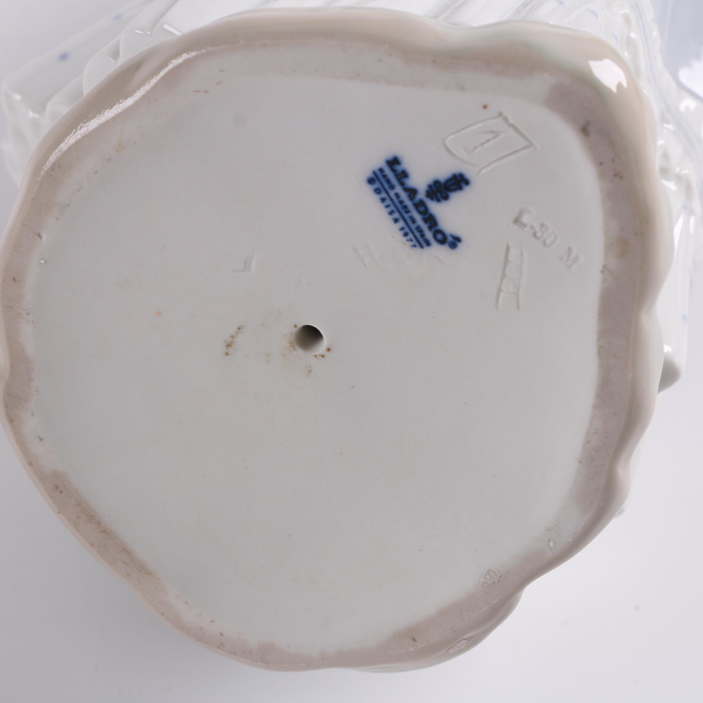 Lladró "Spring Breeze" Porcelain Figurine