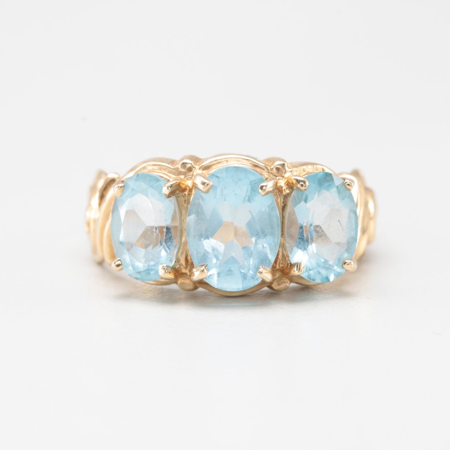 10K Yellow Gold Blue Topaz Ring