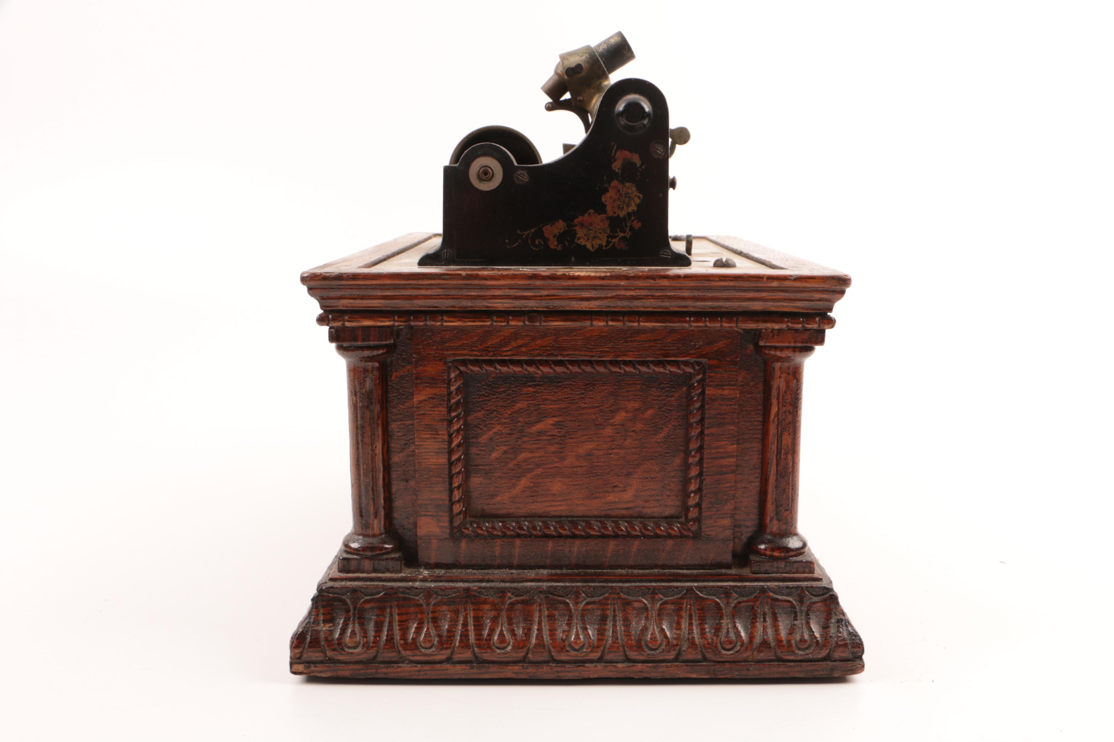 Antique Columbia Graphophone Model Type "AO" in Deluxe Oak Case, Circa 1902