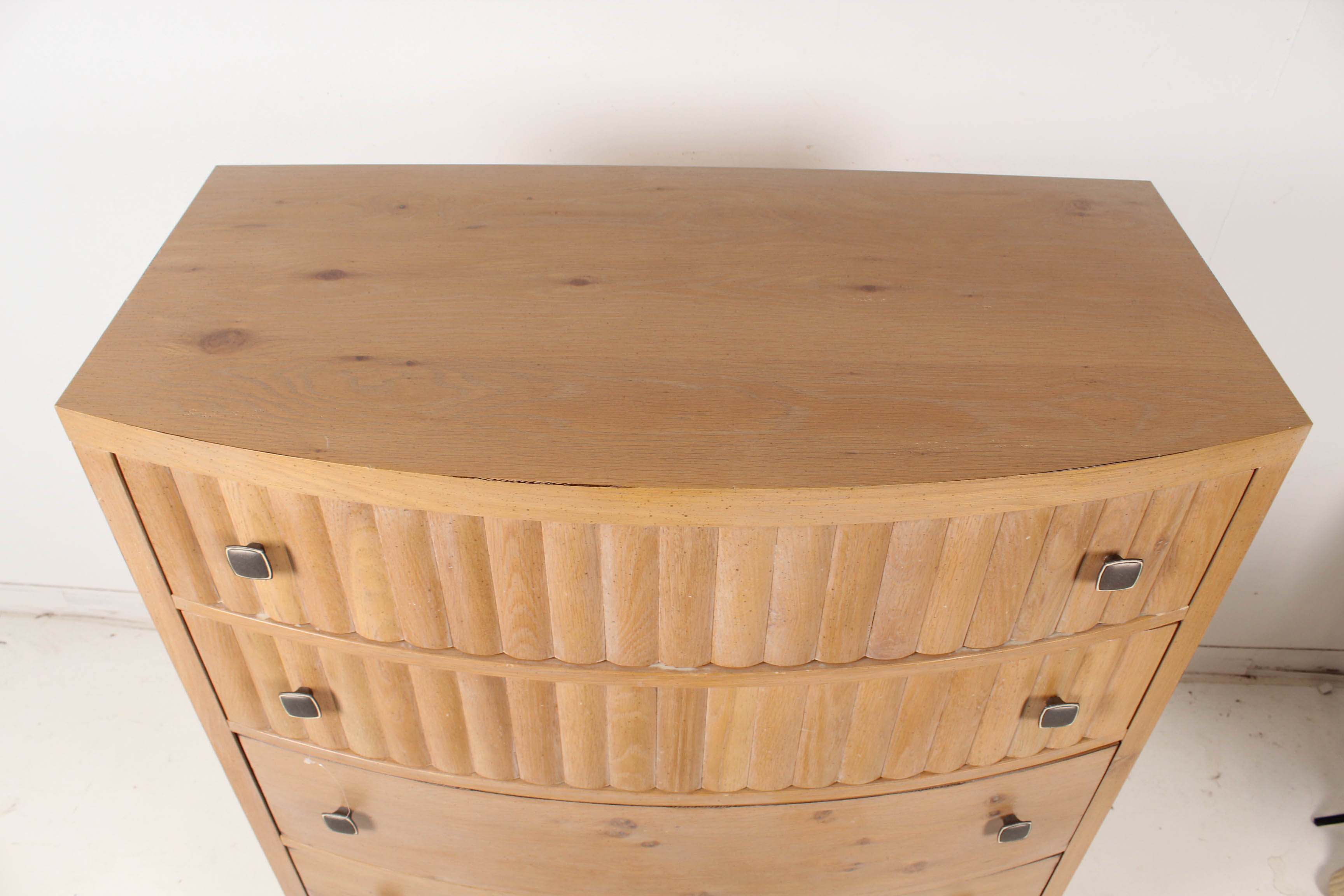 Broyhill Contemporary Chest of Drawers