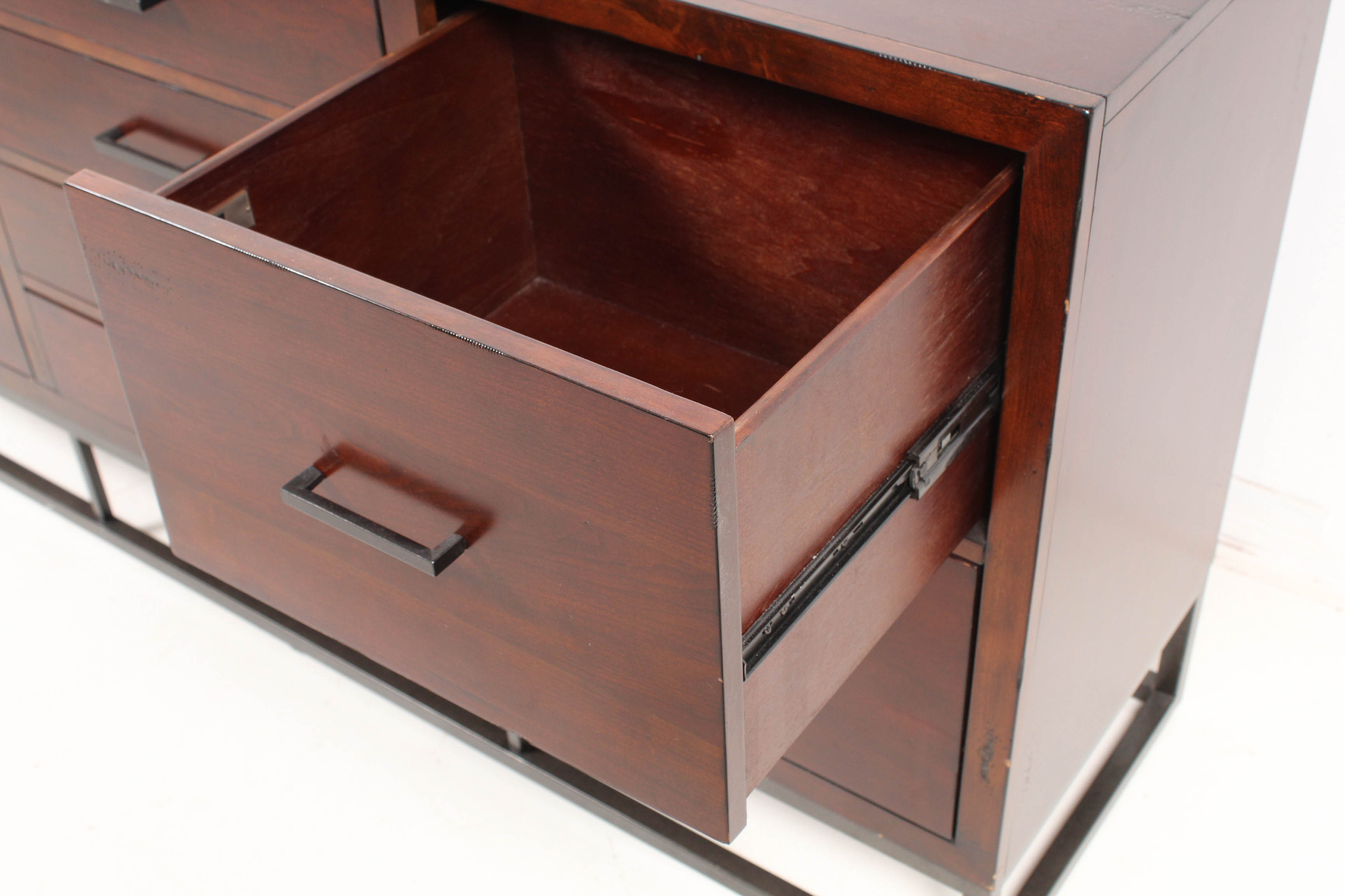 Contemporary Dresser and Nightstand