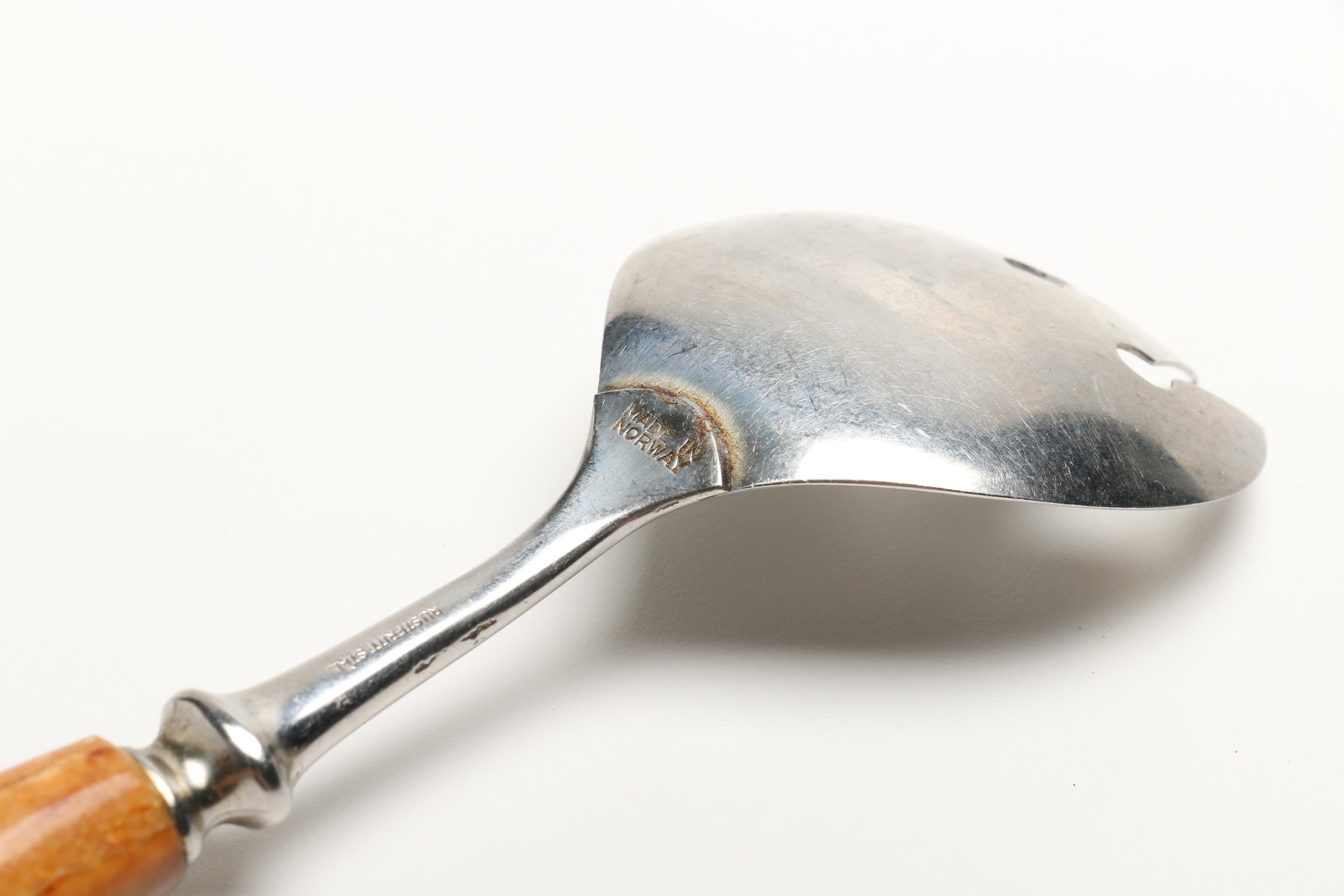 Gerber "Queen's Arms" Knife Set and Norwegian Salad Set