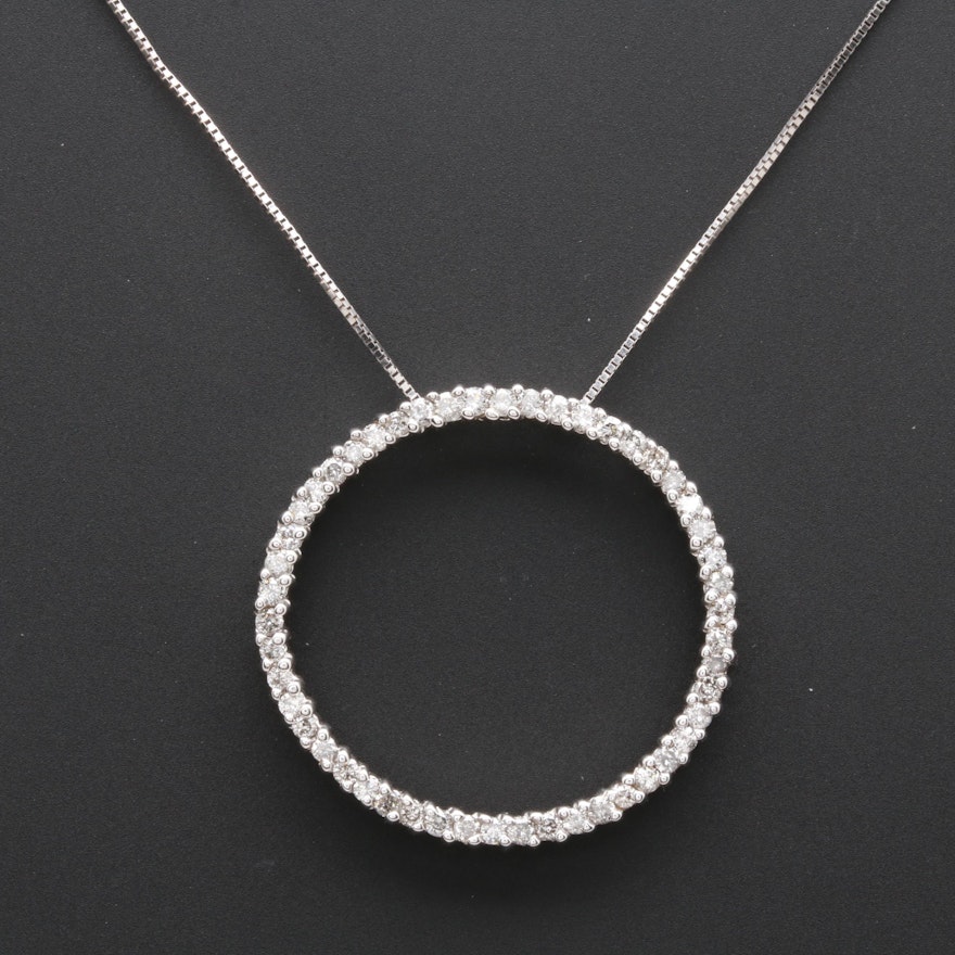 10K White Gold Diamond Pendant Necklace