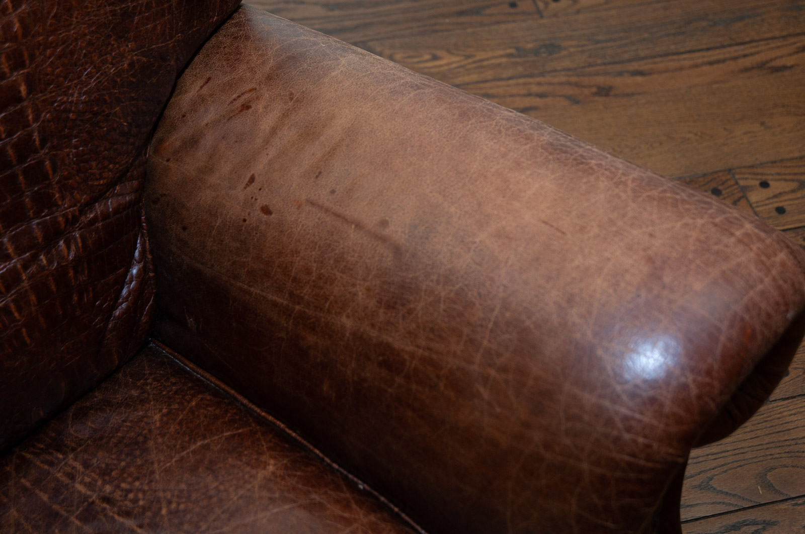 Alligator Style Embossed Leather Lounge chair