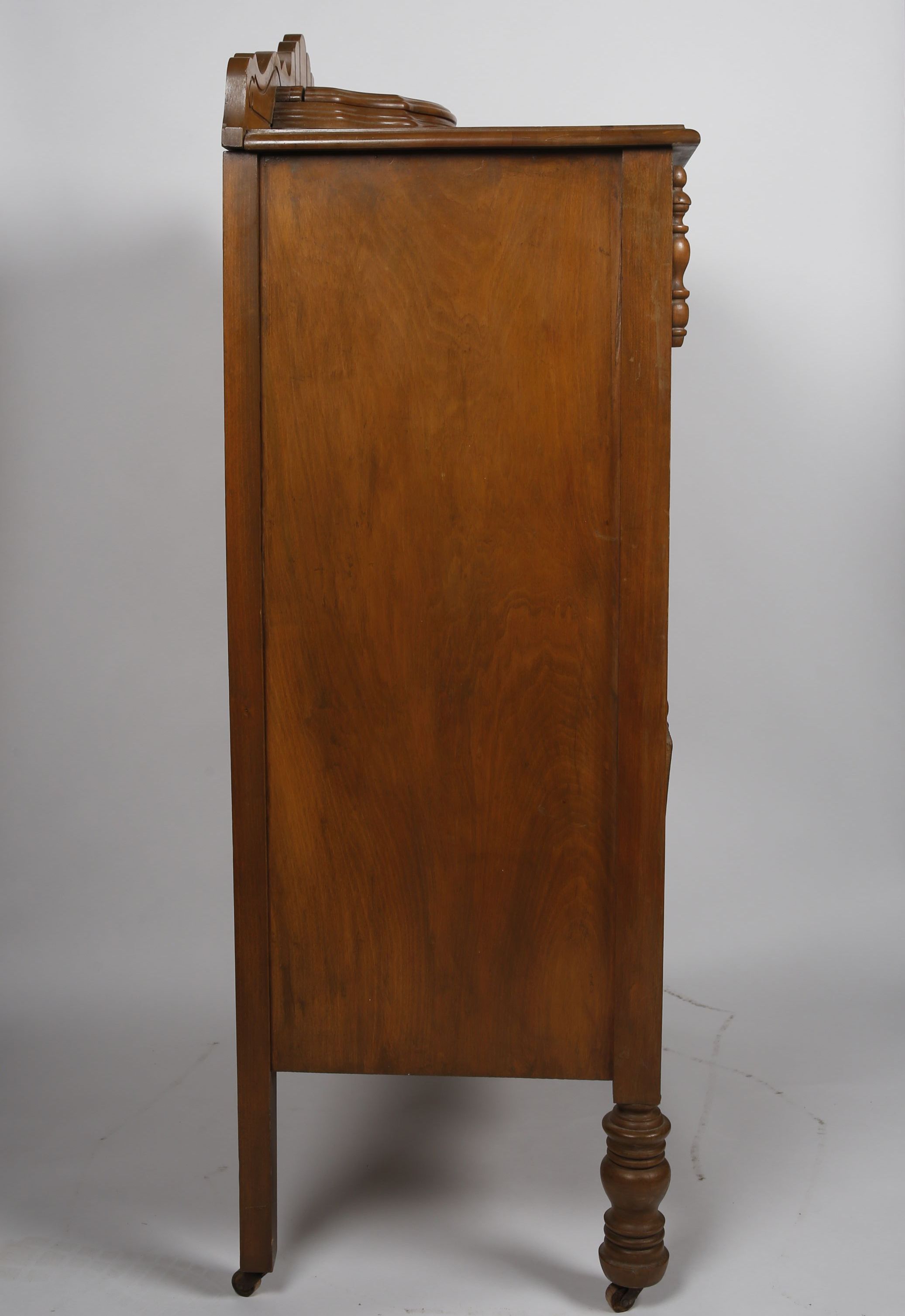 Vintage Art Nouveau Chest of Drawers