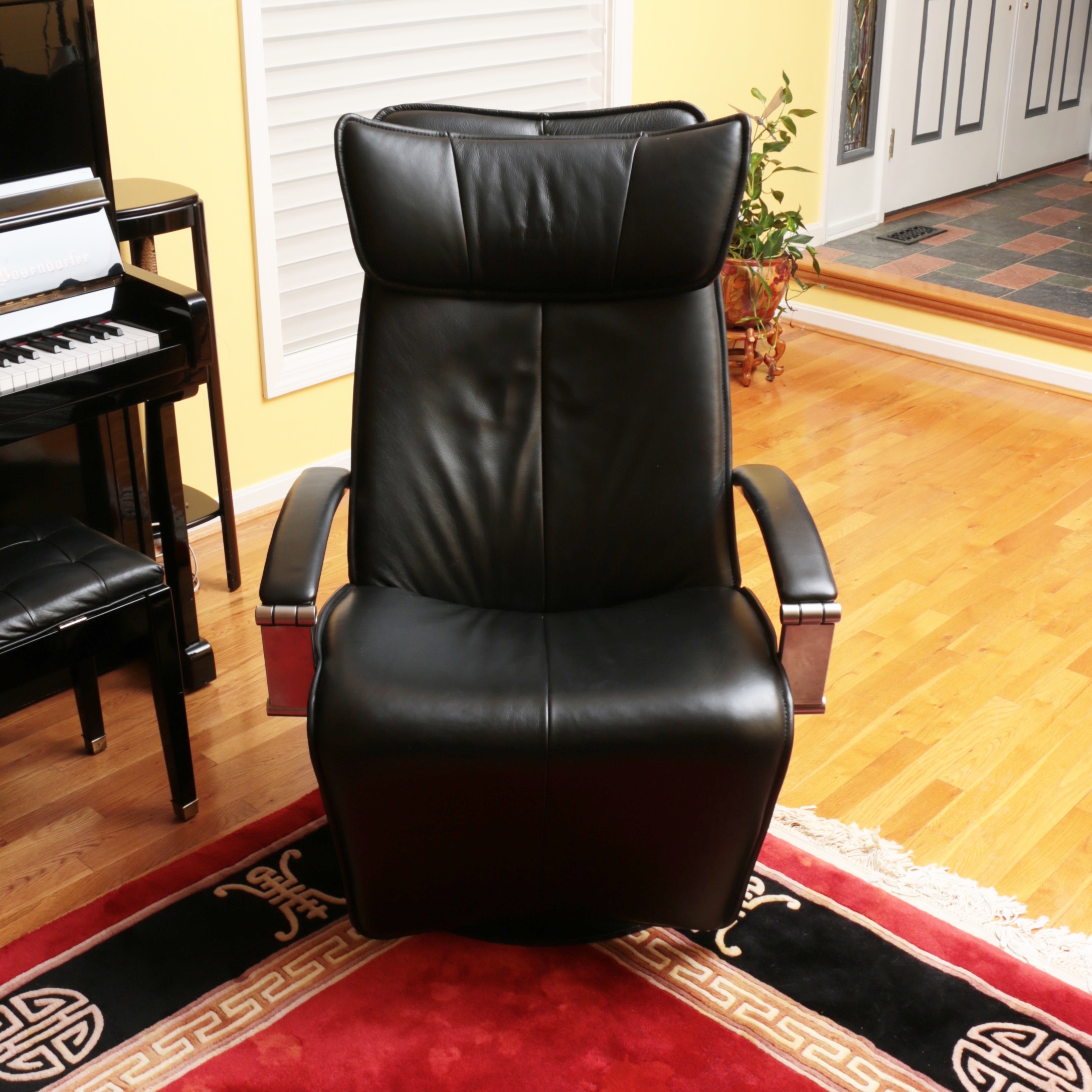 Hjellegjerde Mobler Reclining Lounge Chair