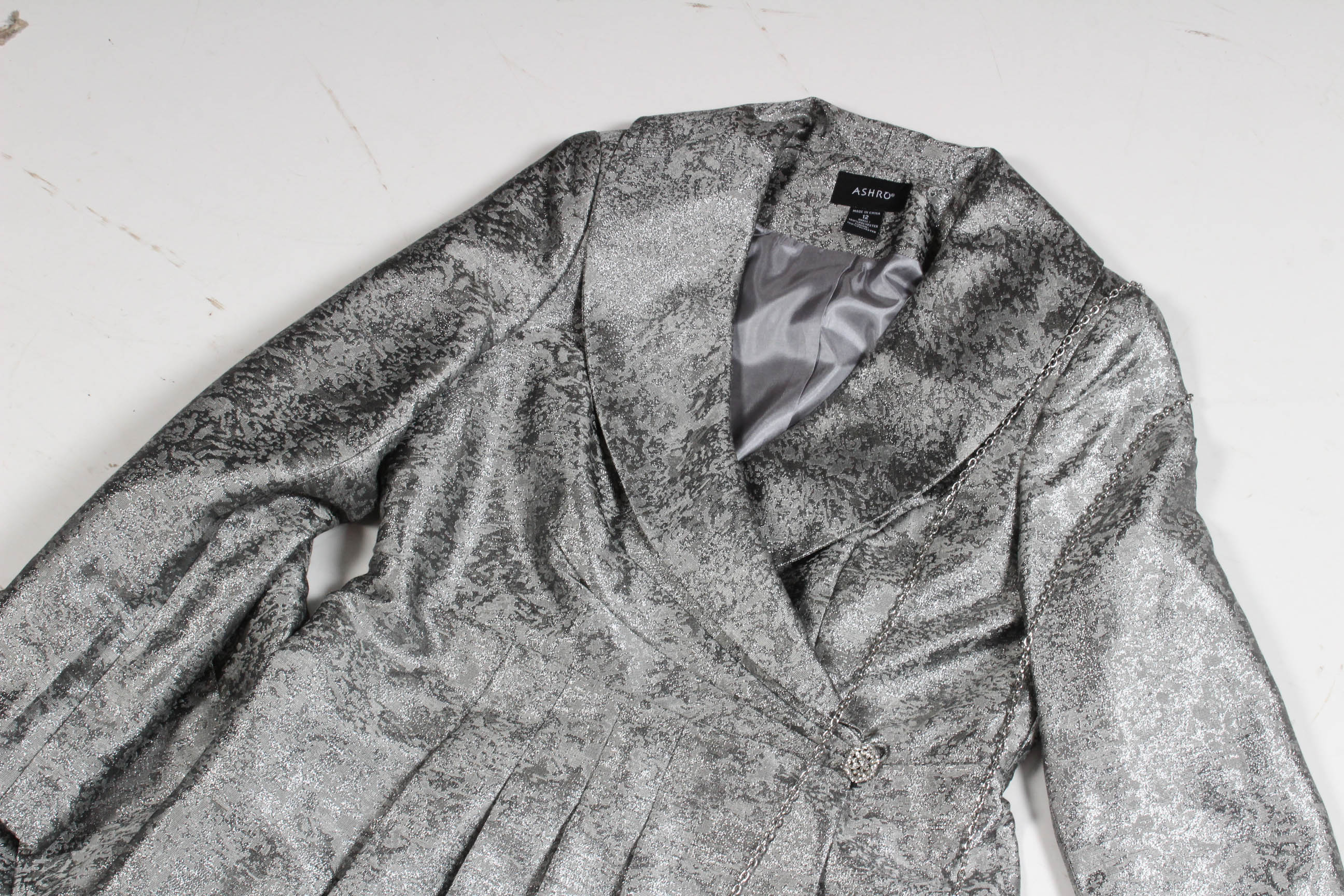 Women's Ashro Silver Brocade Pant Suit and Coordinating Purse