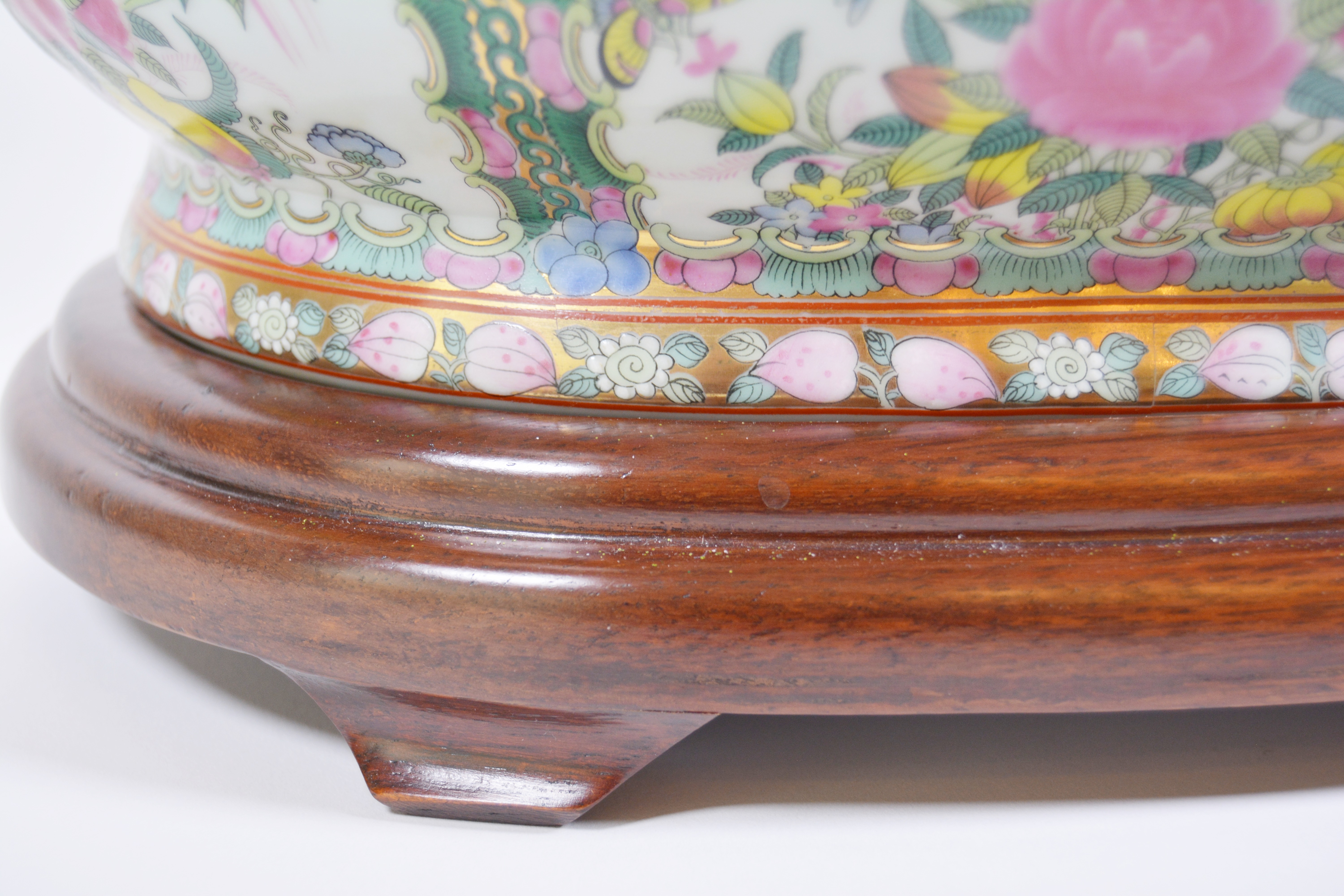 Chinese "Rose Canton" Style Porcelain Footbath on Wood Stand