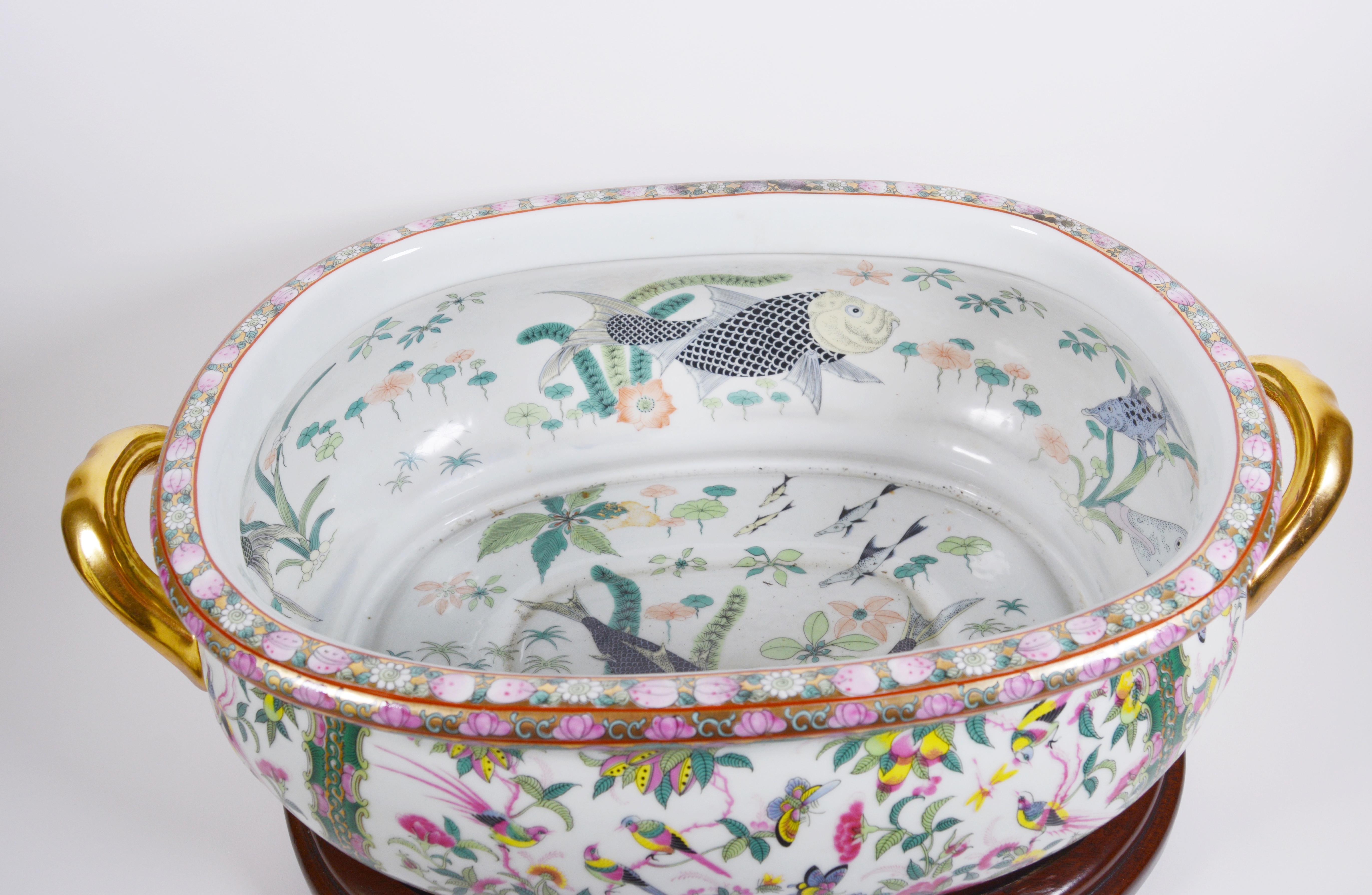 Chinese "Rose Canton" Style Porcelain Footbath on Wood Stand