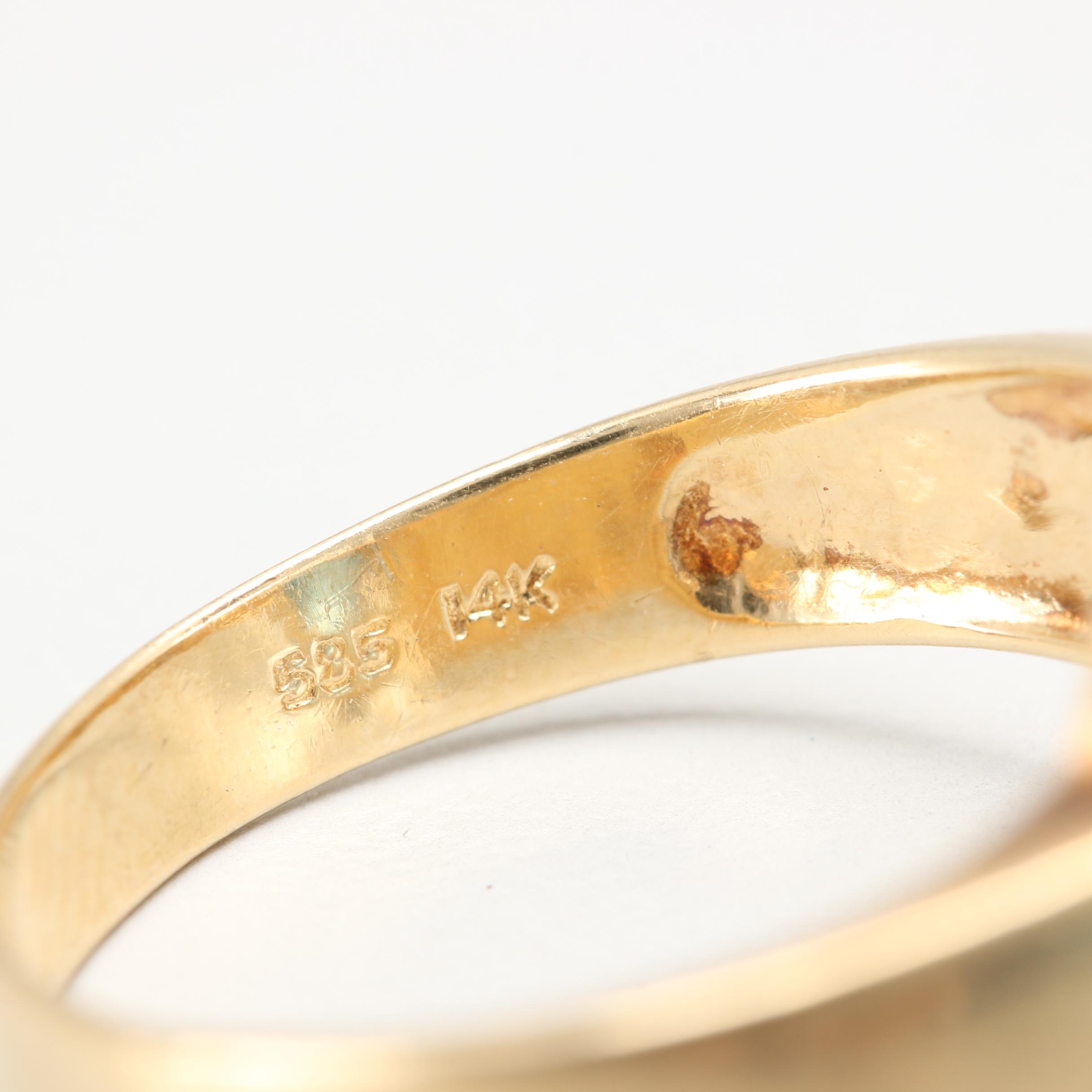 14K Yellow Gold Blue Topaz Ring