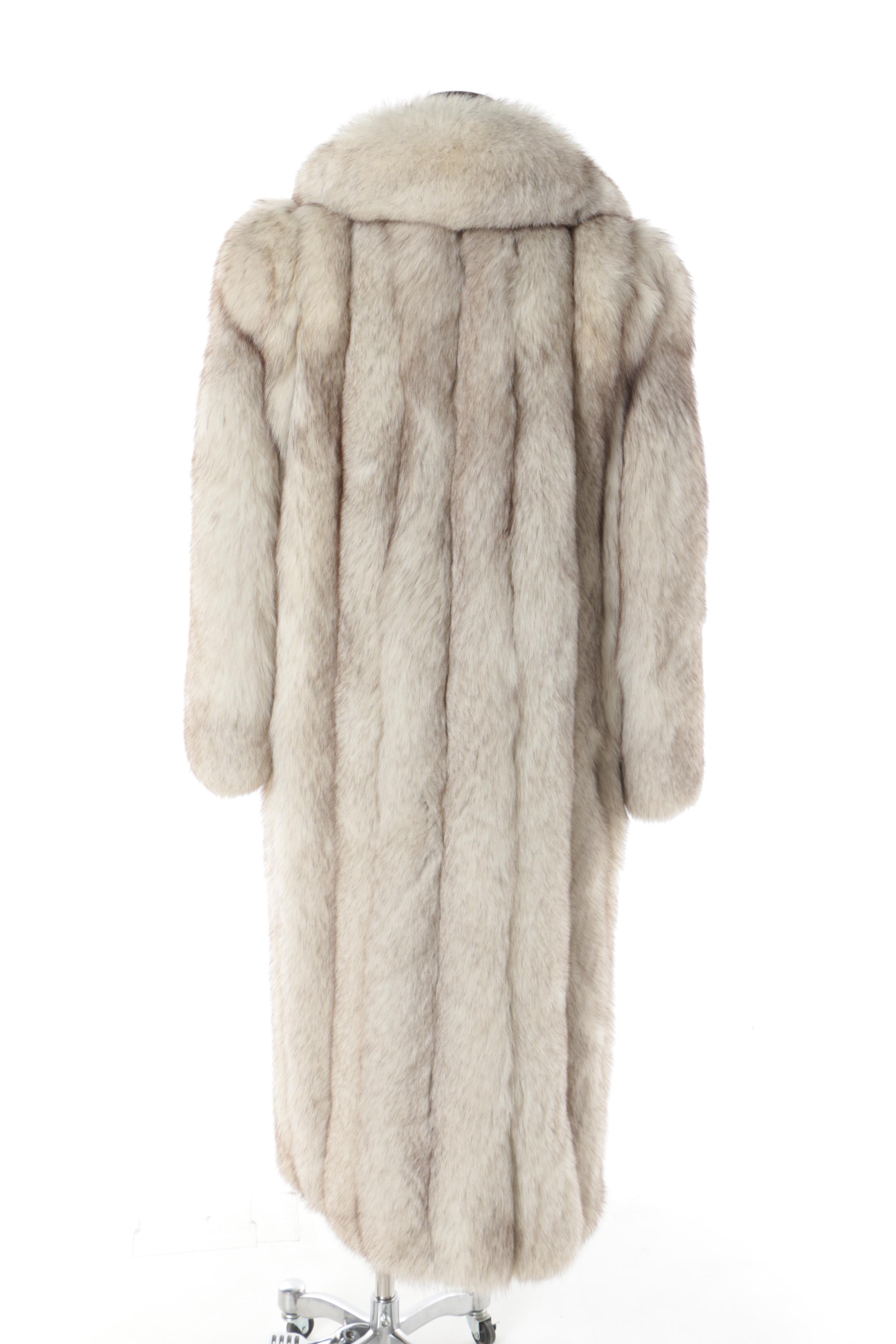 Women's Vintage Anchorage Fur Factory Blue Fox Fur Coat and Vincent + Bill Hat