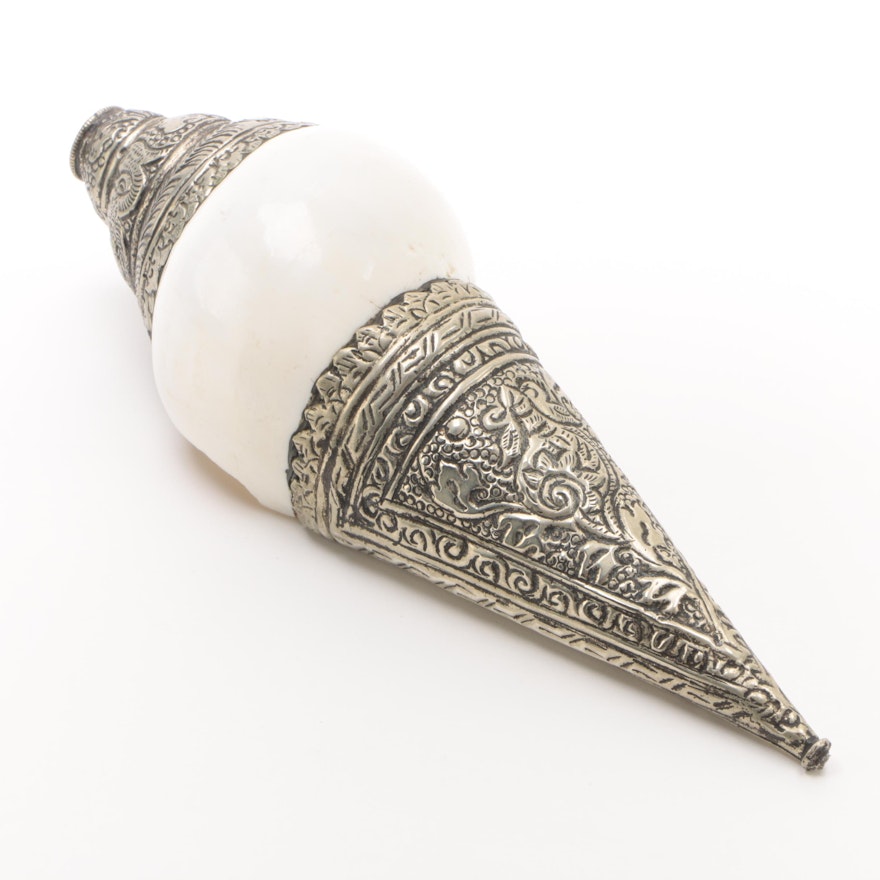 Tibetan Style Ornamented Sankha Conch with Embossed Silver Toned Metal