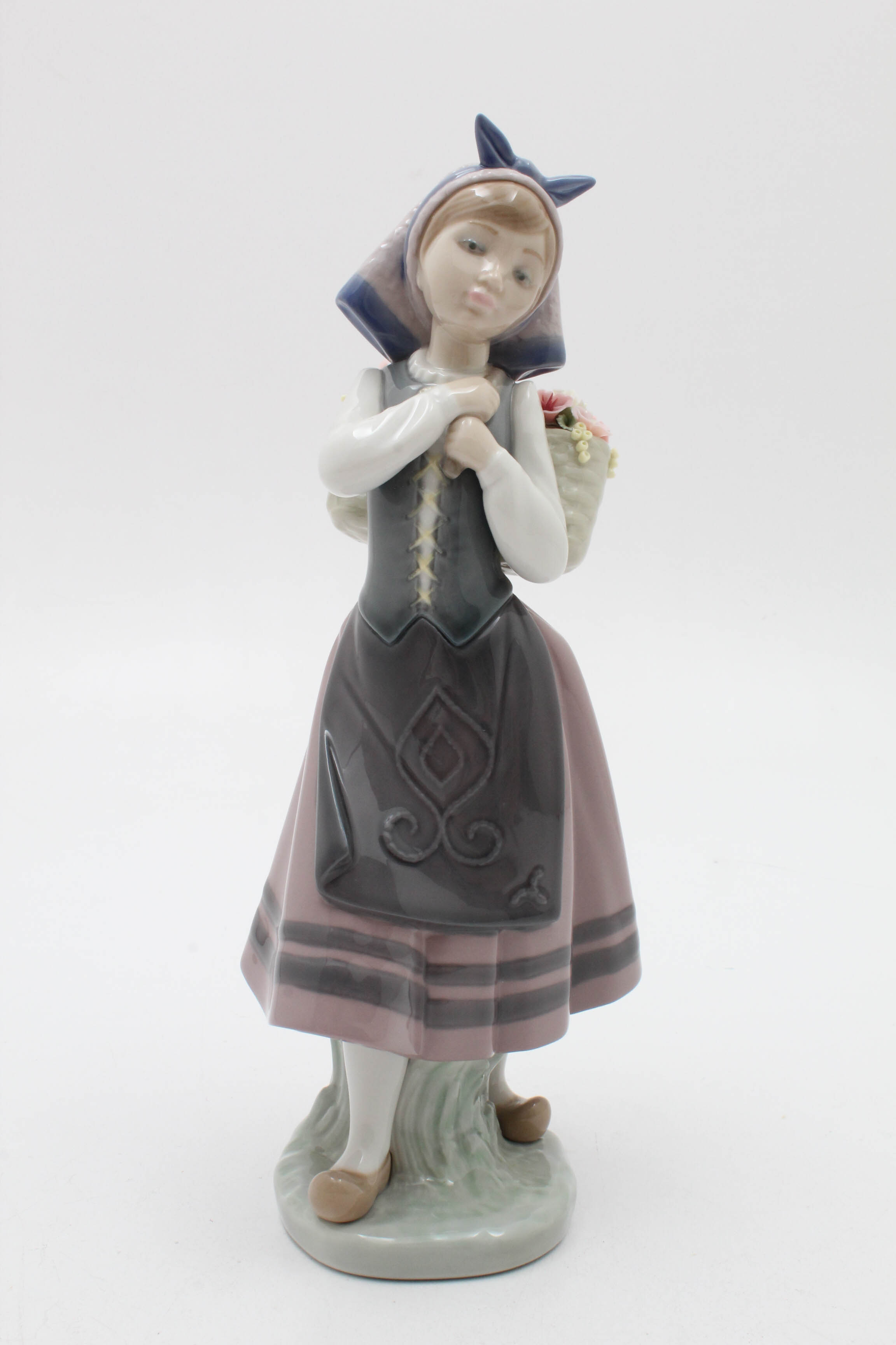 Lladró Hand-Painted Porcelain Figurine of Girl with Flower Basket