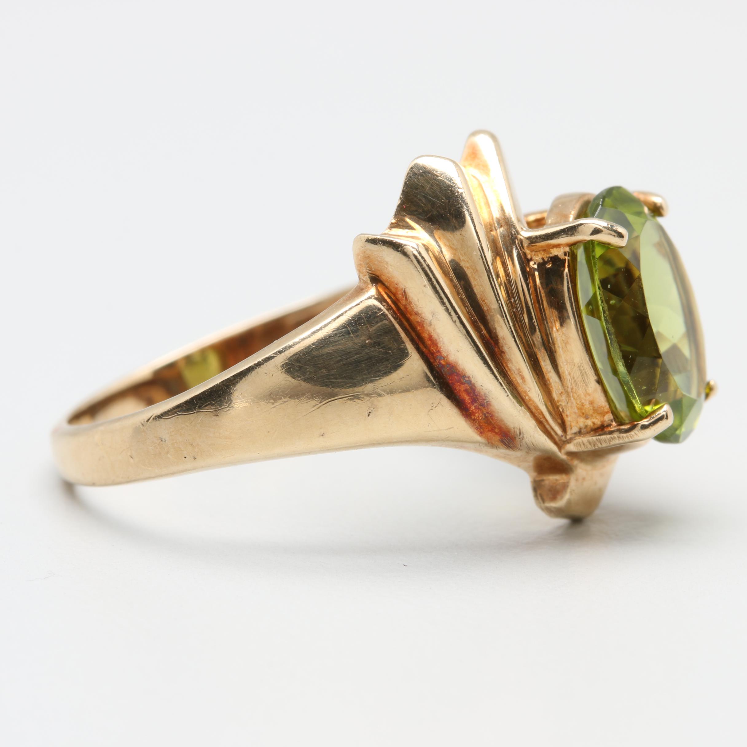 10K Yellow Gold Peridot Ring