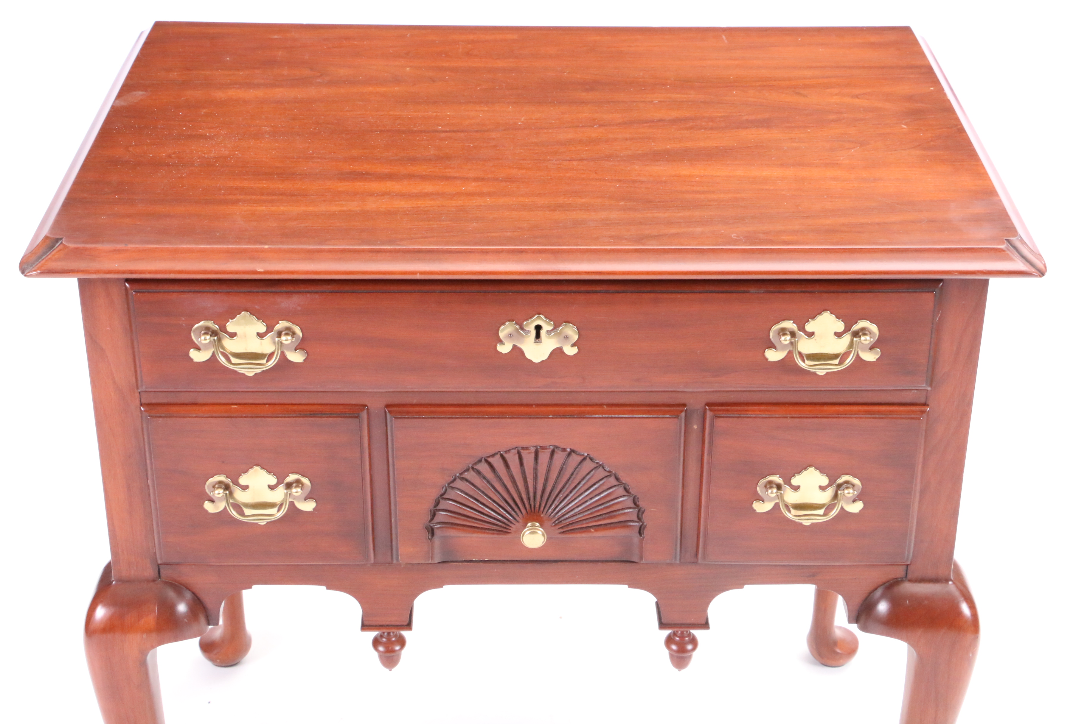 Henkel Harris Queen Anne Style End Table