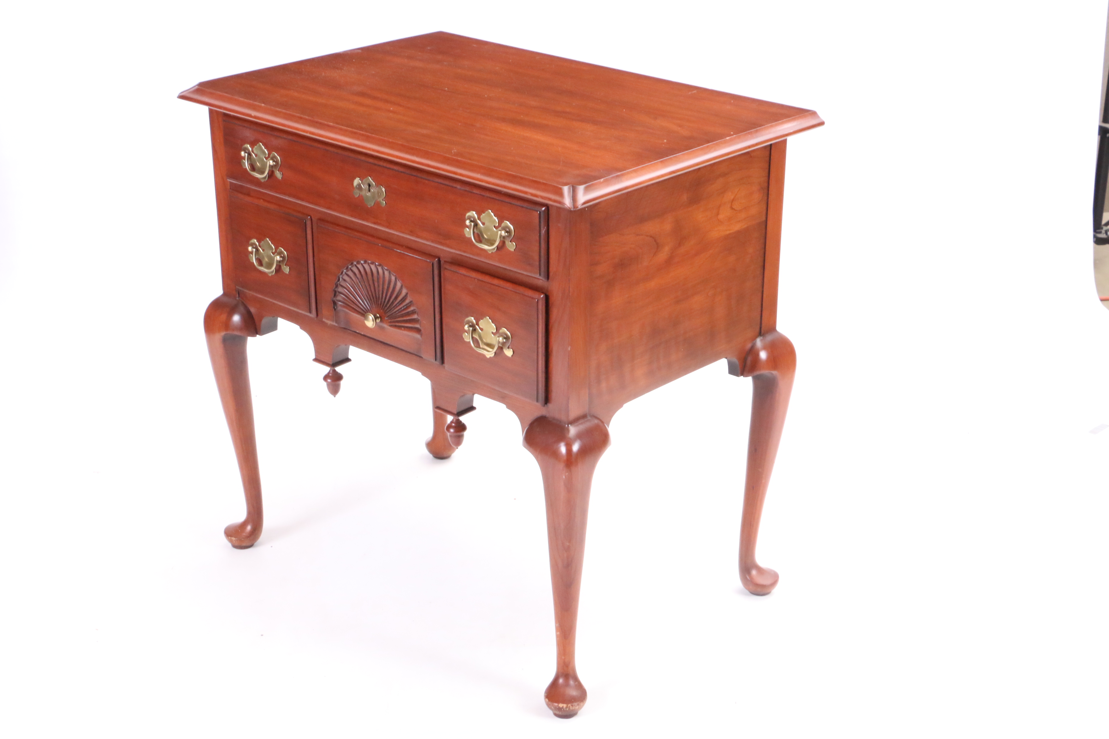 Henkel Harris Queen Anne Style End Table