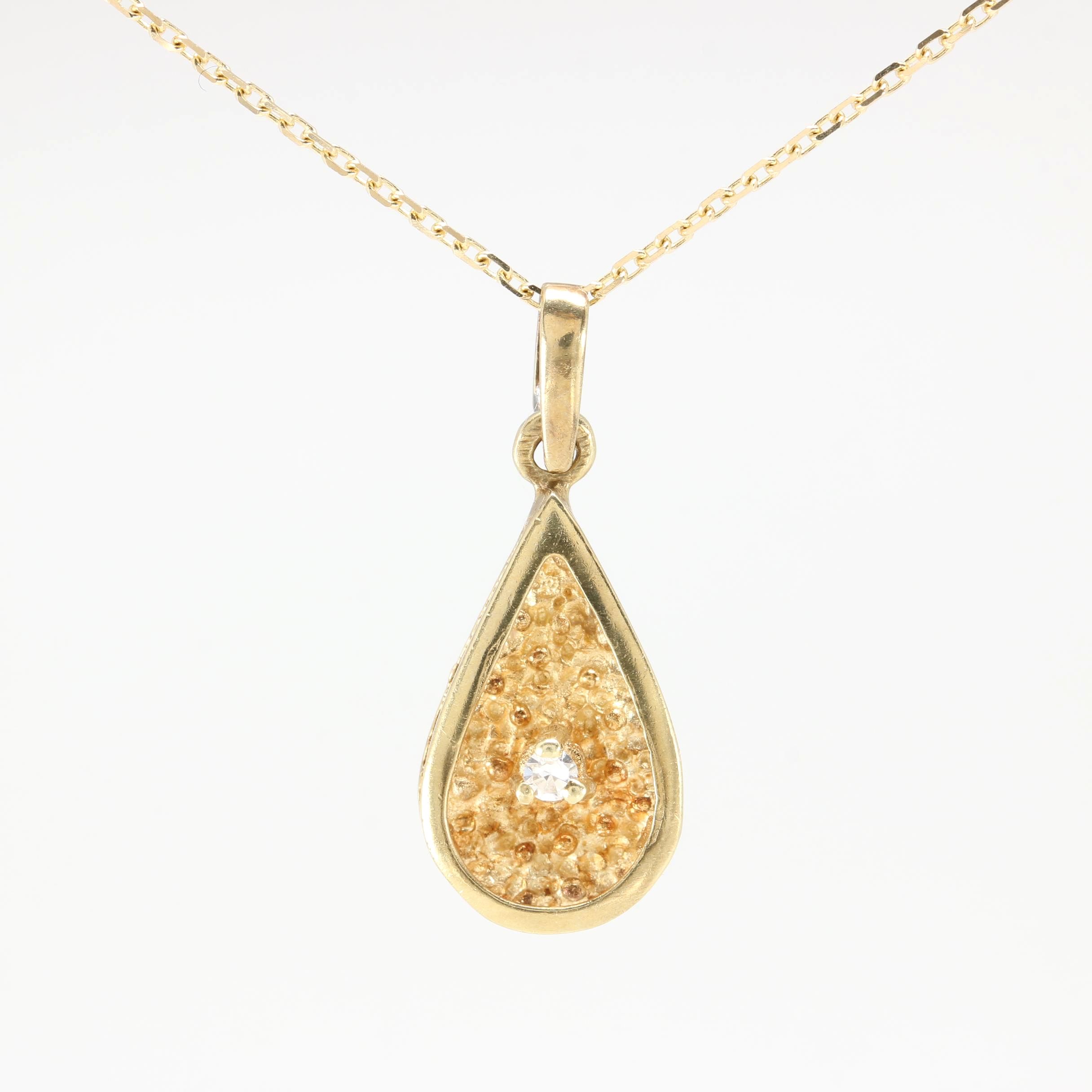 14K Yellow Gold Diamond Pendant Necklace
