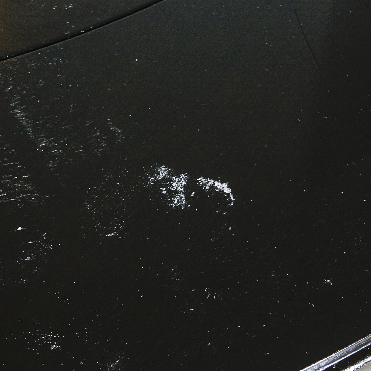 Circular Dining Table with Extension Leaves