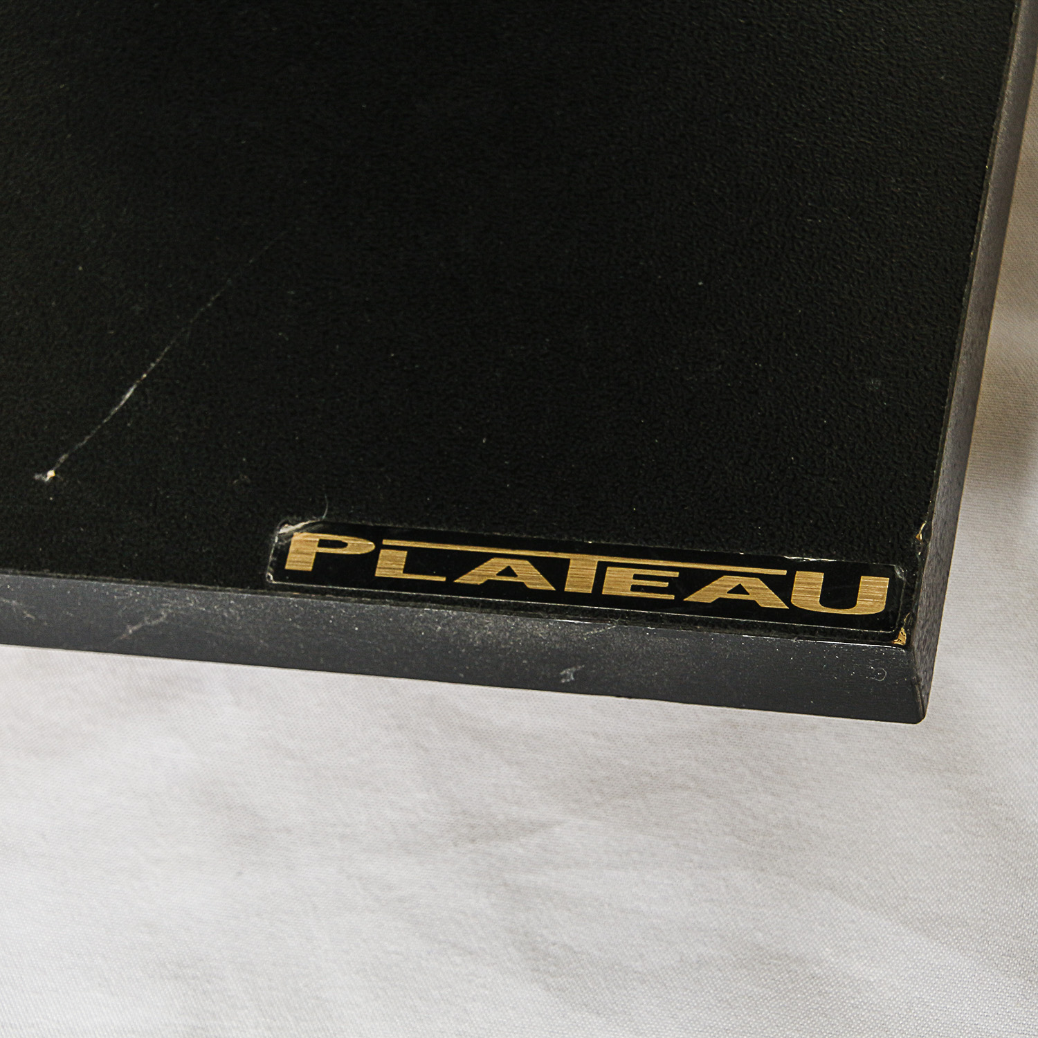 KEF Q15.2 Speakers and Q95C Center Channel Speaker with Plateau Stands