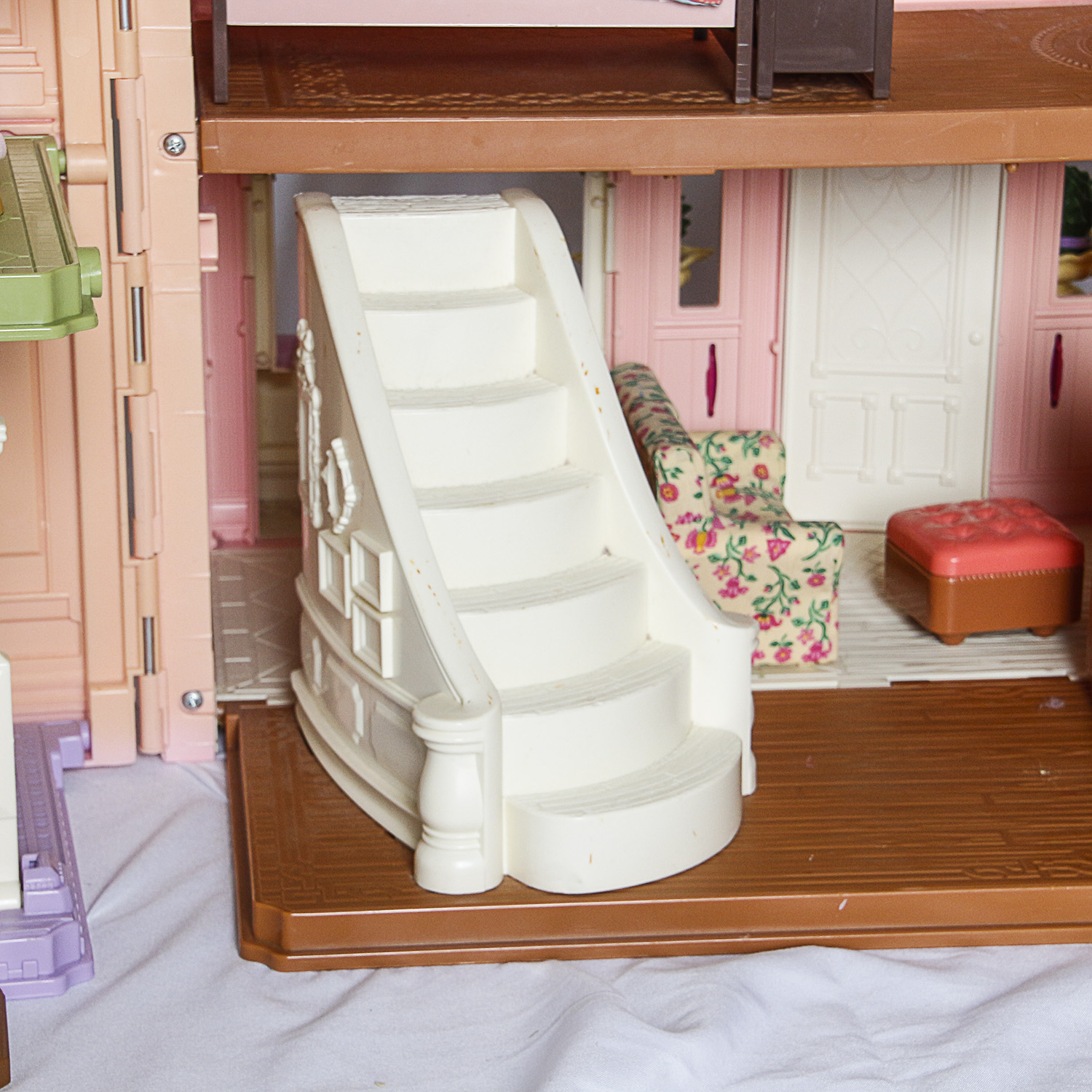 Fisher-Price "Loving Family" Victorian Dollhouse