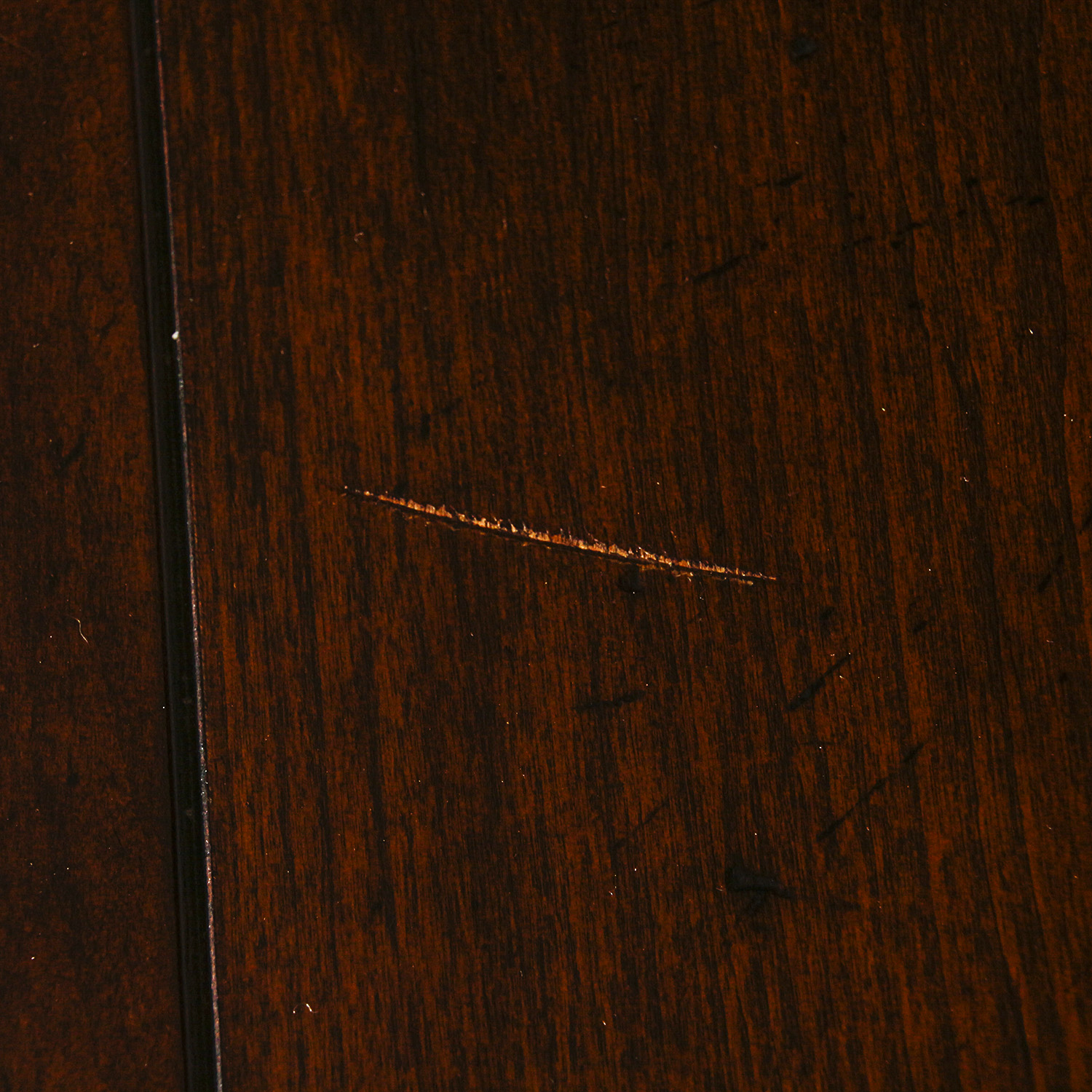 Round Pedestal Dining Table with Built-In Lazy Susan