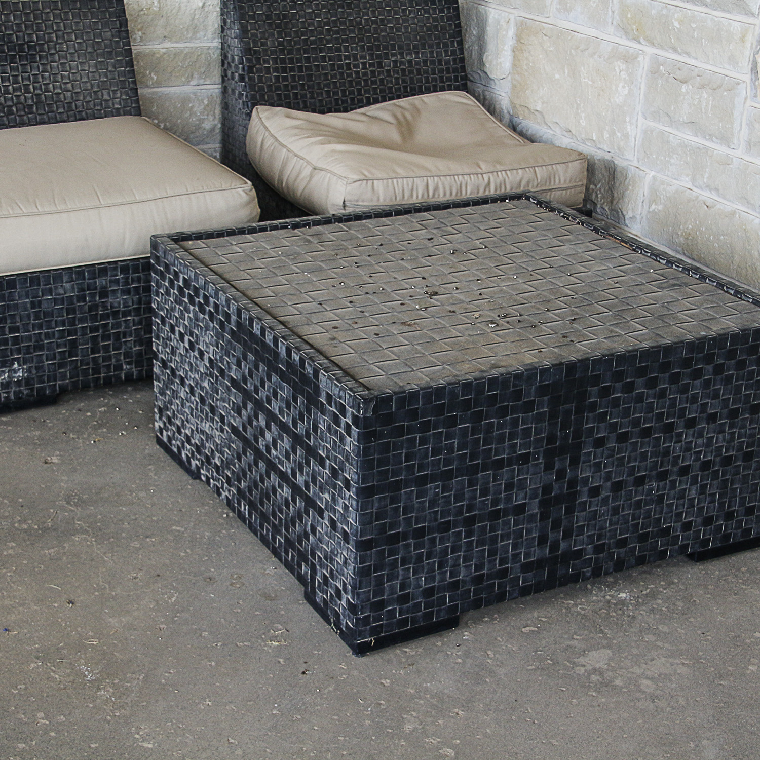 Armless Patio Chairs with Coffee Table