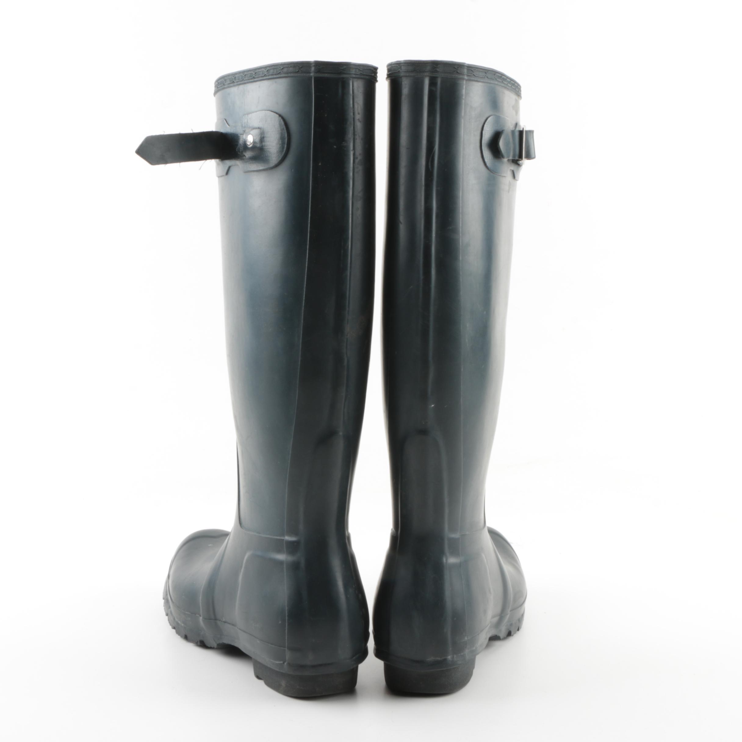 Hunter Navy Blue Original Tall Rain Boots with Boot Socks