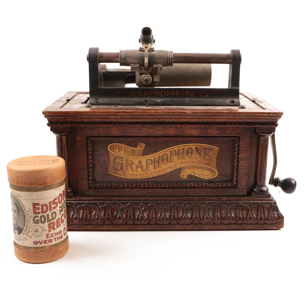 Antique Columbia Graphophone Model Type "AO" in Deluxe Oak Case, Circa 1902