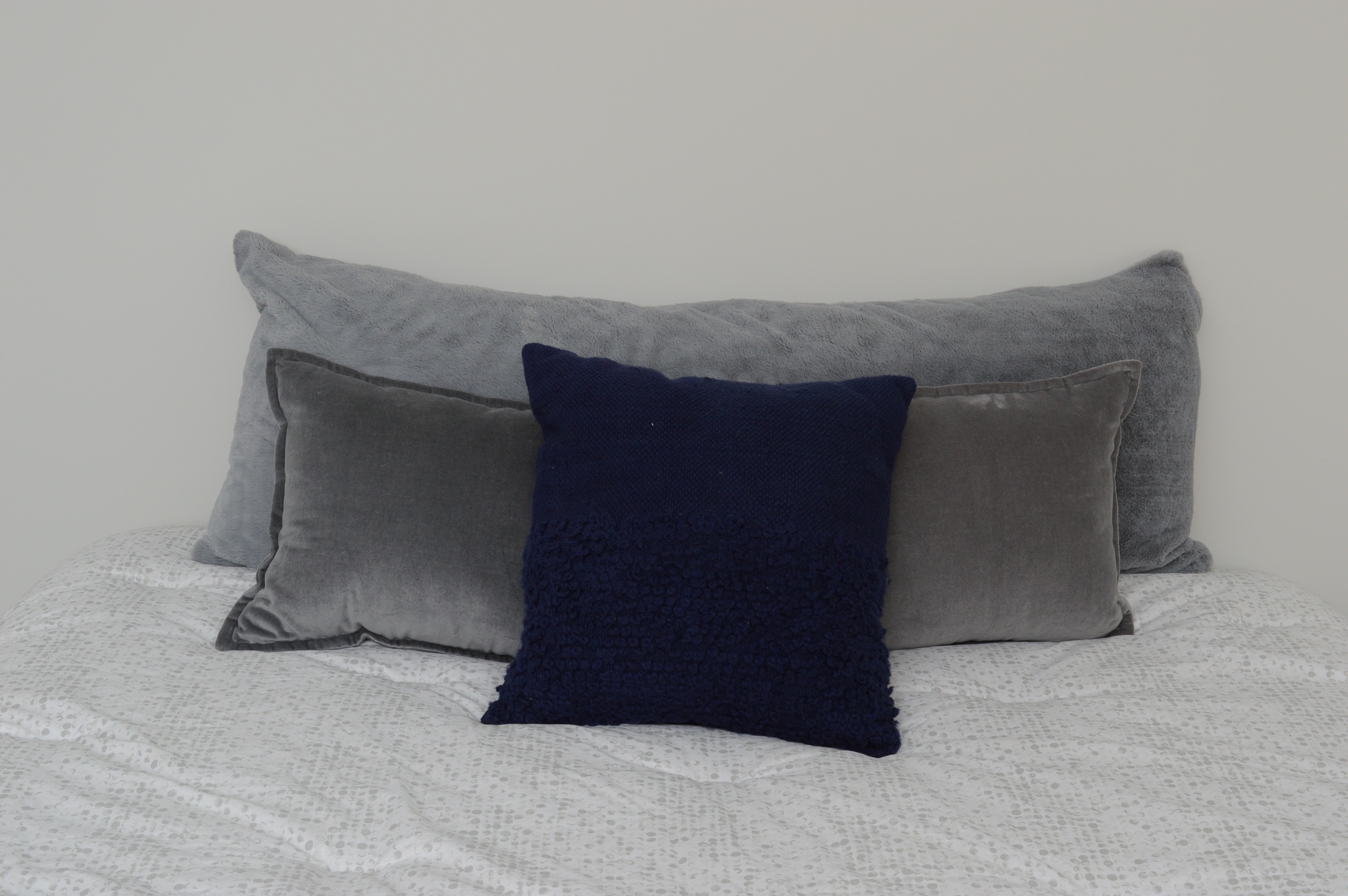 Queen Size Bed Frame with Sleep Number 300 Mattress and Bedding