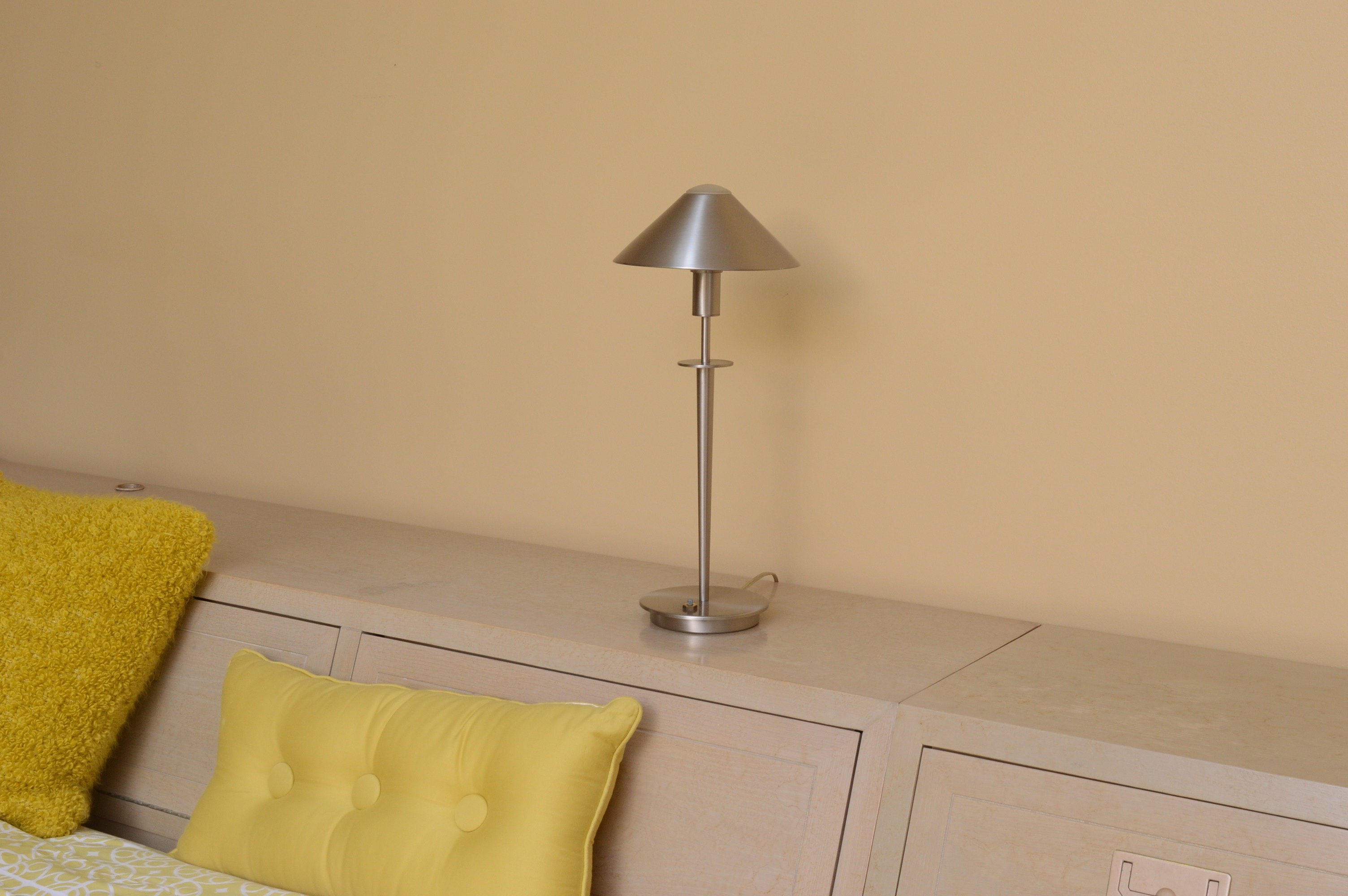 Vintage Five Piece Henredon Bedroom Set (California King Size)