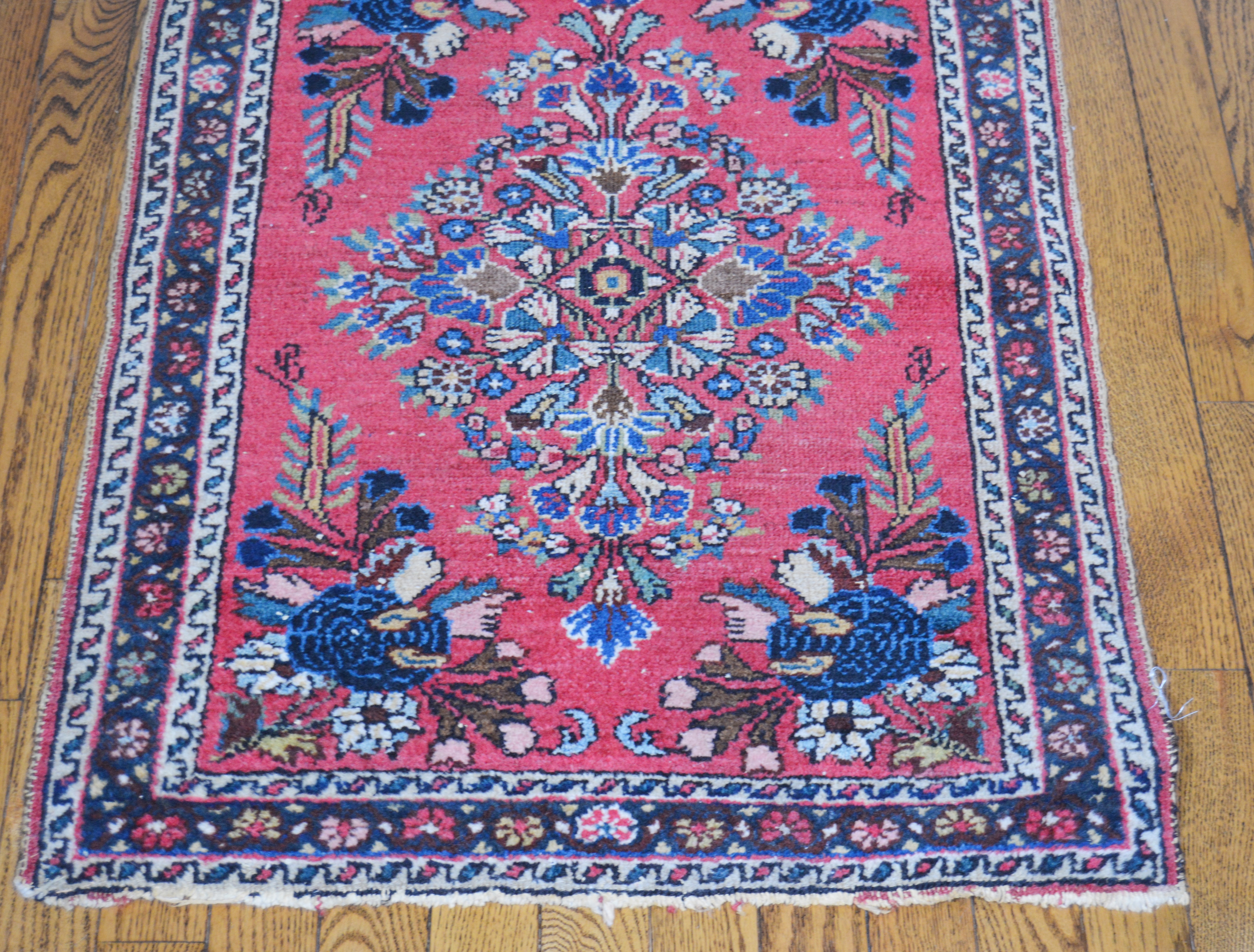 Vintage Hand-Knotted Sarouk Style Wool Accent Rug