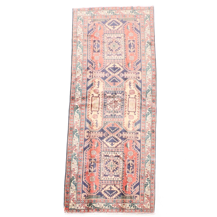 Hand-Knotted Varamin Long Rug