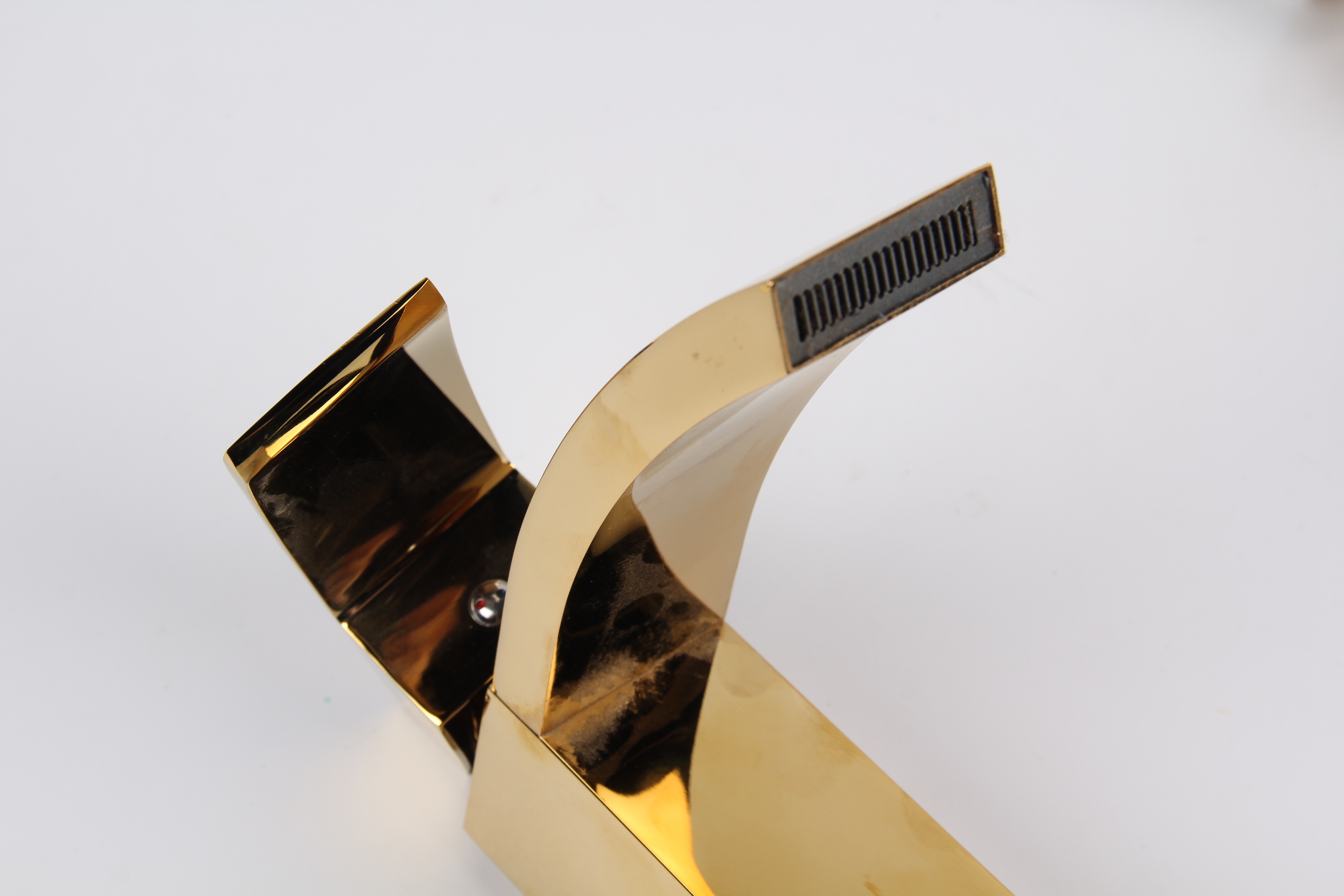 Wovier ISO 9001 Gold Tone Waterfall Faucet