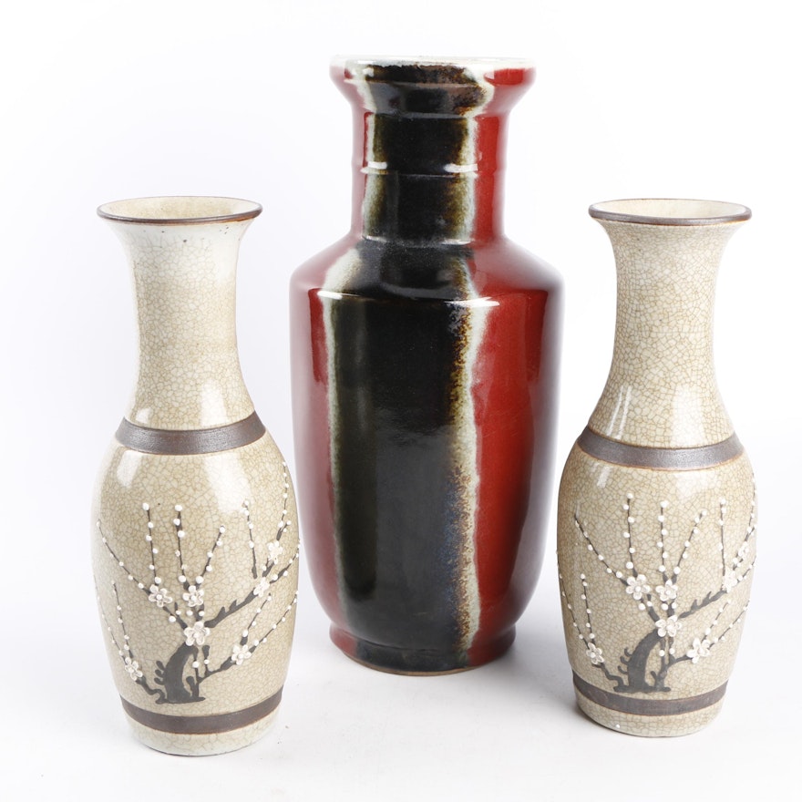 Chinese Decorative Ceramic Vases