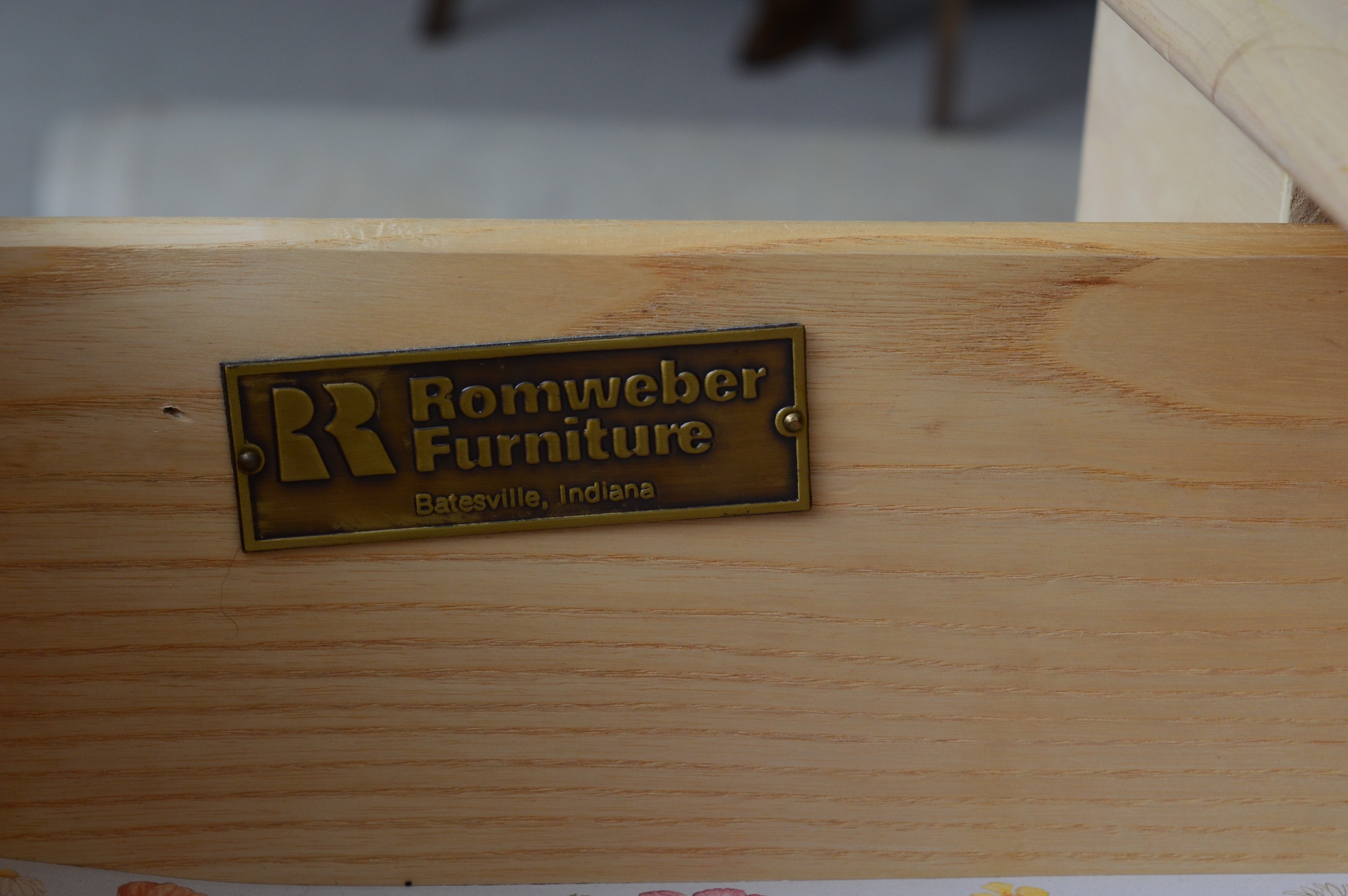 Romweber Furniture Dresser EBTH