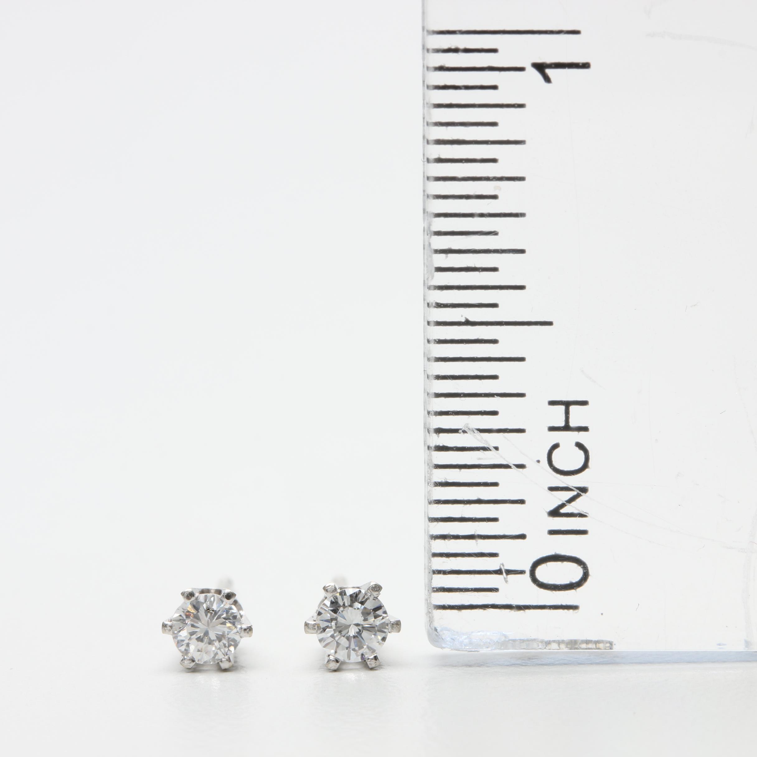 14K White Gold Diamond Stud Earrings