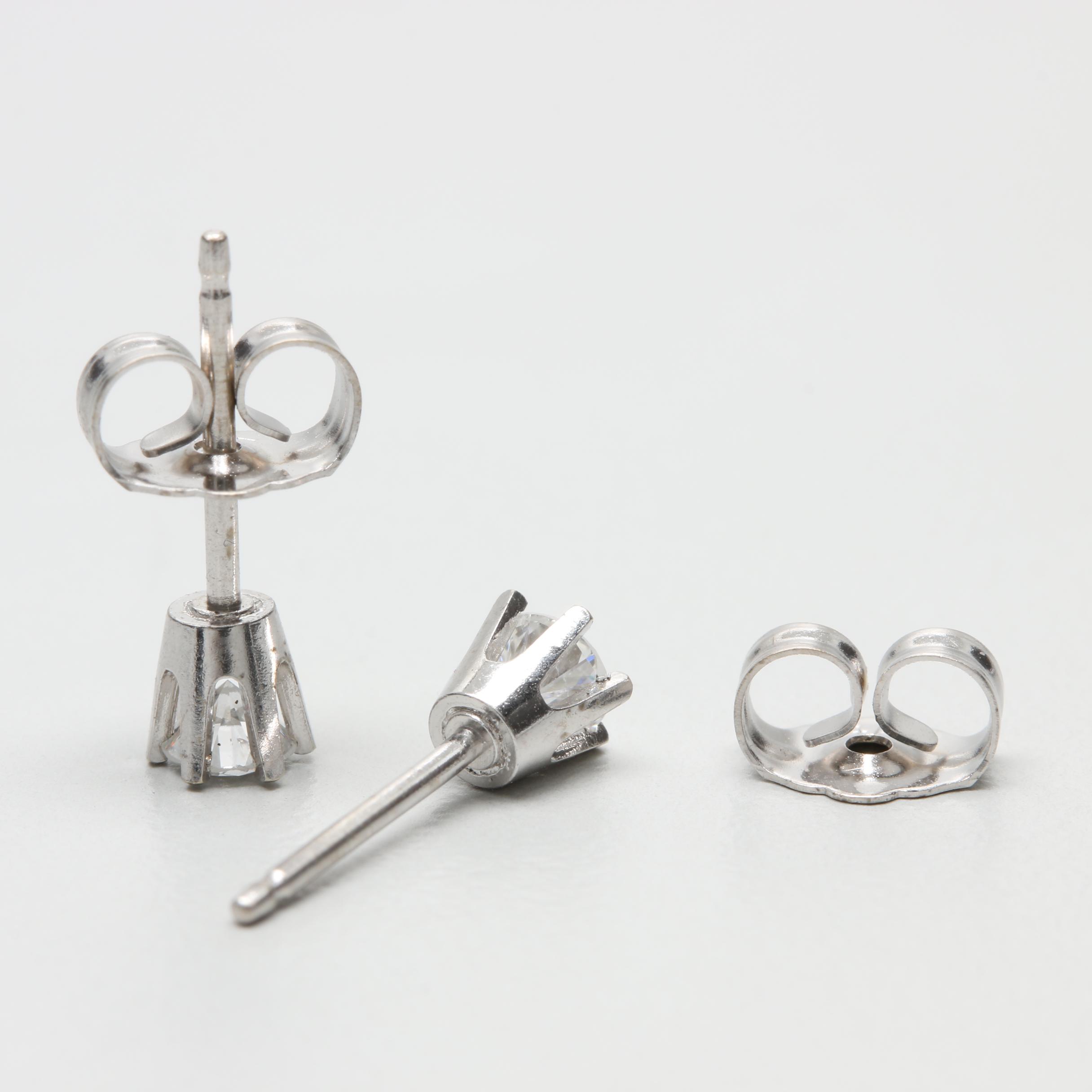 14K White Gold Diamond Stud Earrings