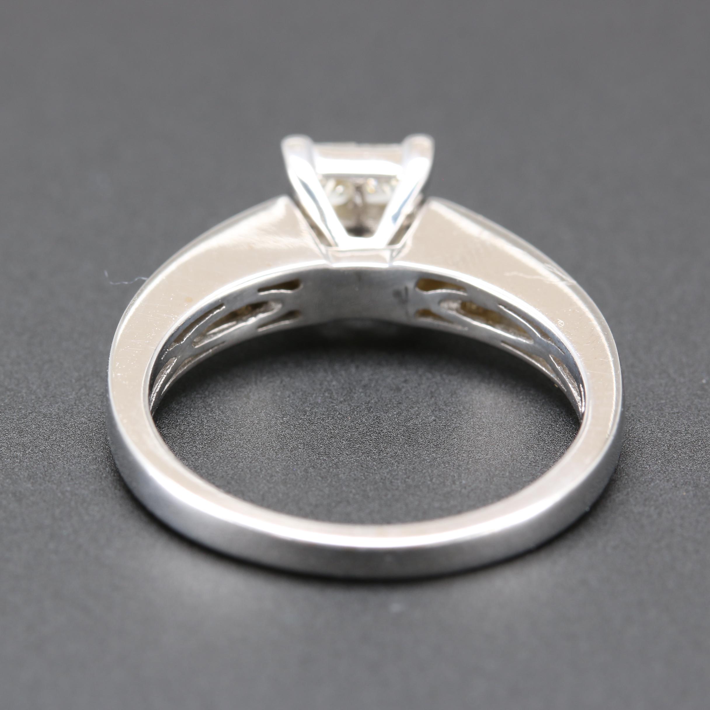 14K White Gold Diamond Ring