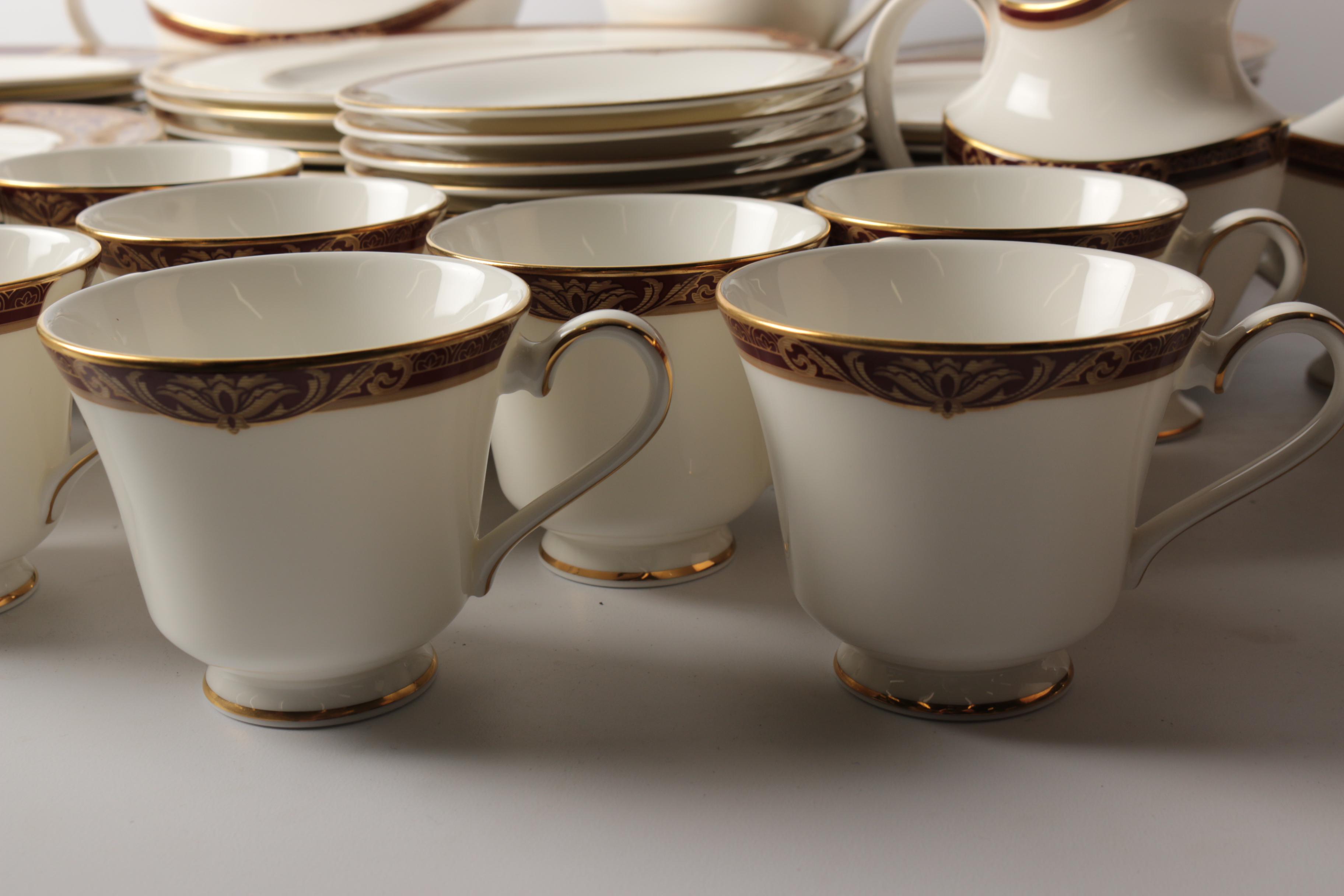 1996 Royal Doulton "Tennyson" Bone China Dinnerware