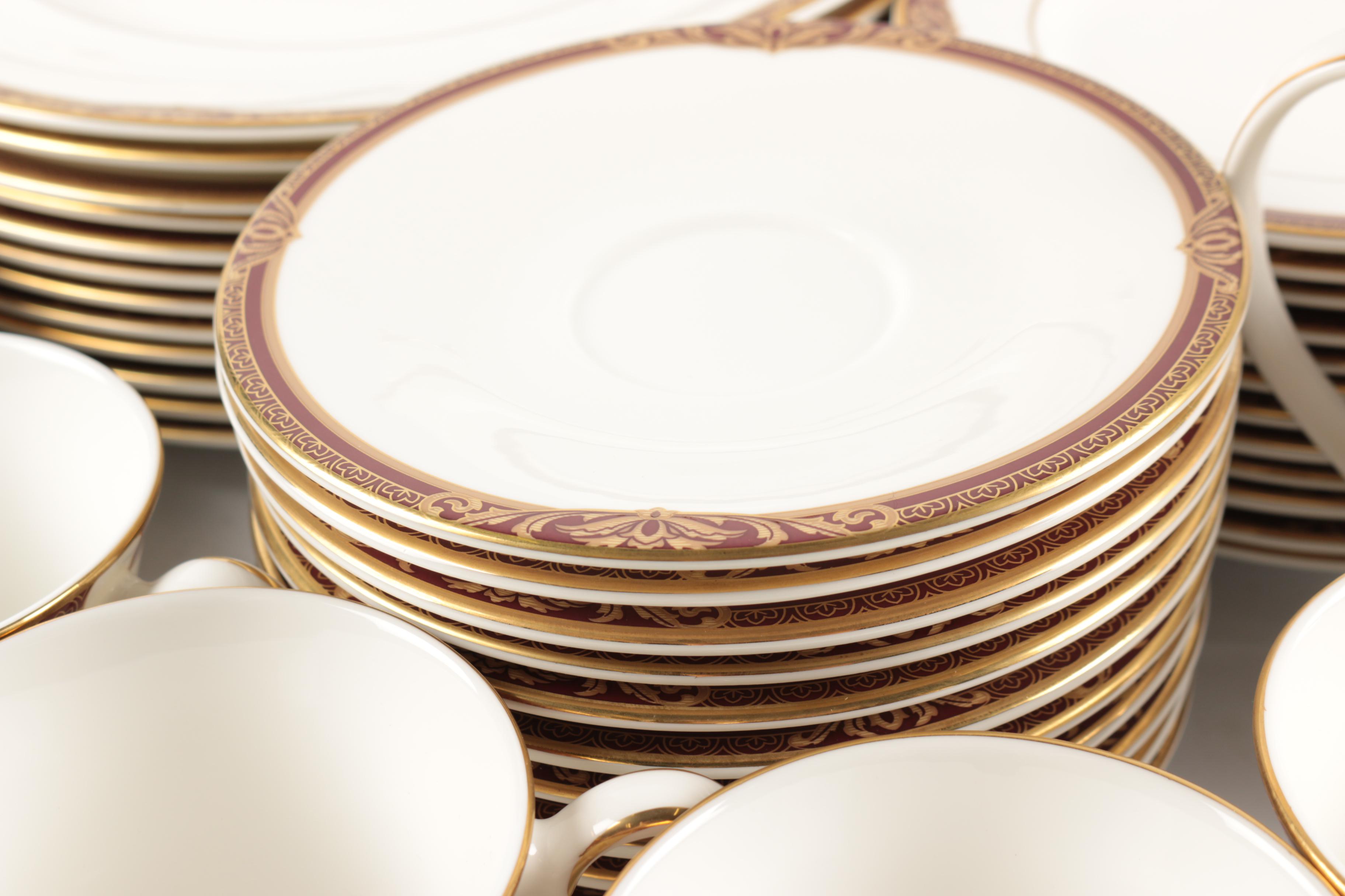 1996 Royal Doulton "Tennyson" Bone China Dinnerware