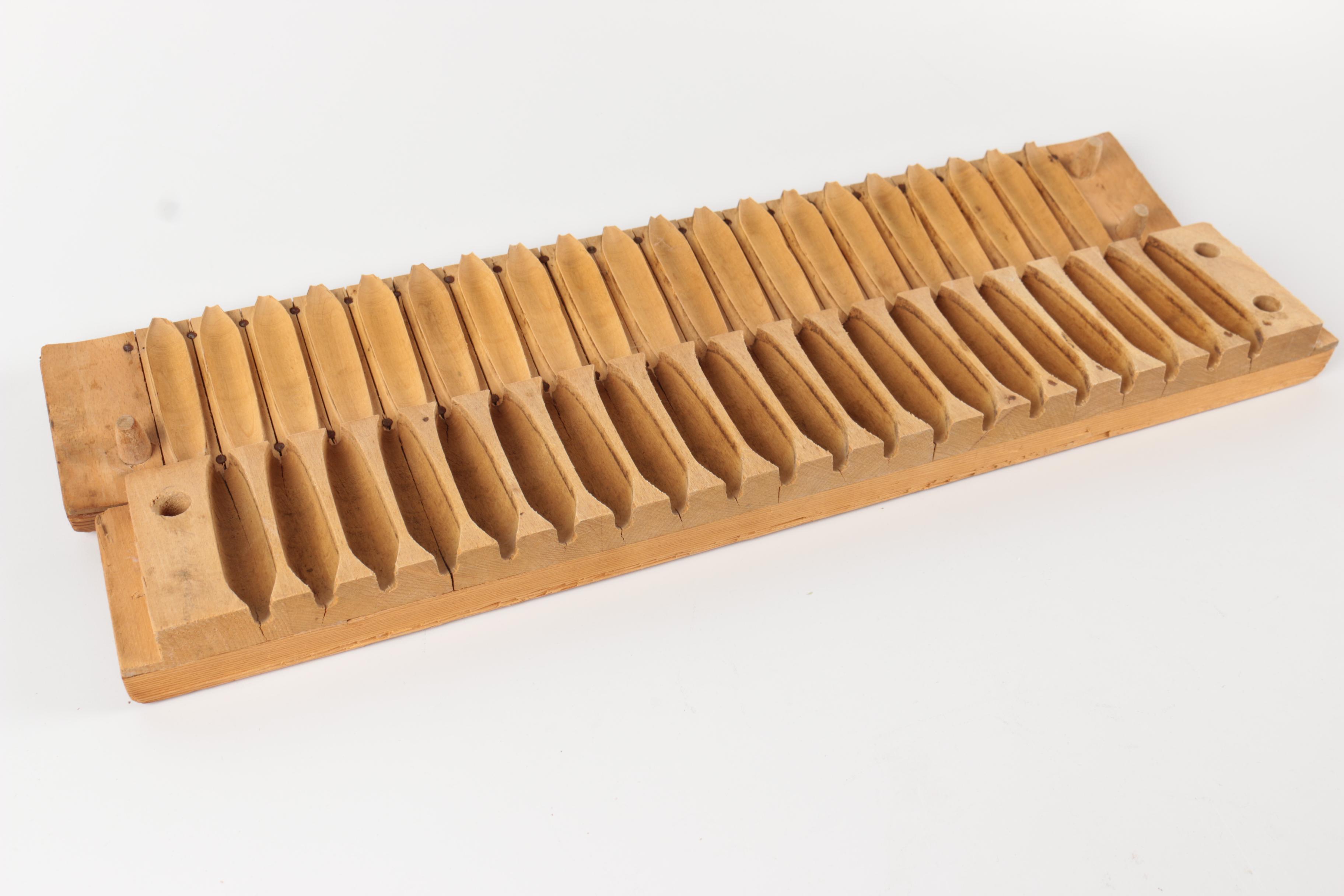 Zwaro Gouda Holland Ash Receiver, Ronson "Crown" Lighters and Vintage Cigar Mold