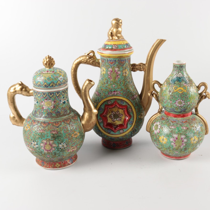 Chinese Hand-Painted Teapots and Double Gourd Vase