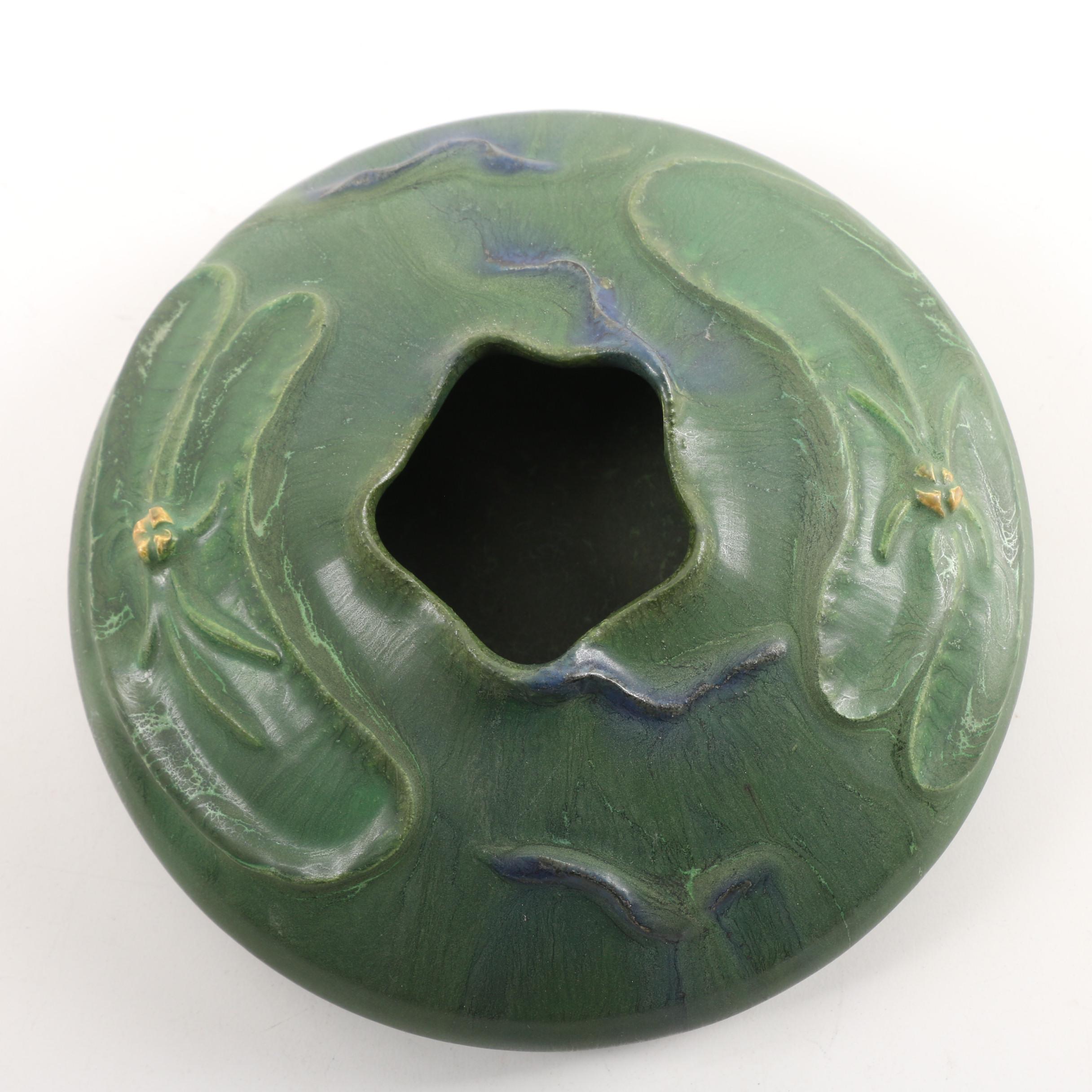 Signed Laura Klein Ephraim Pottery Lily Pad Vase