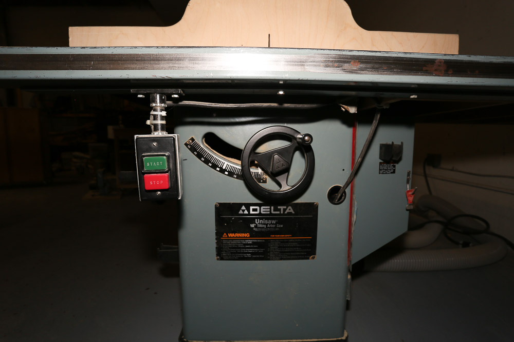 Delta Unisaw 10" Tilting Arbor Table Saw with Saw Blades and Accessories