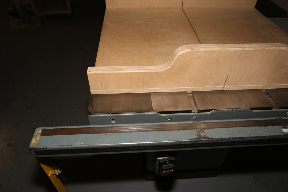 Delta Unisaw 10" Tilting Arbor Table Saw with Saw Blades and Accessories