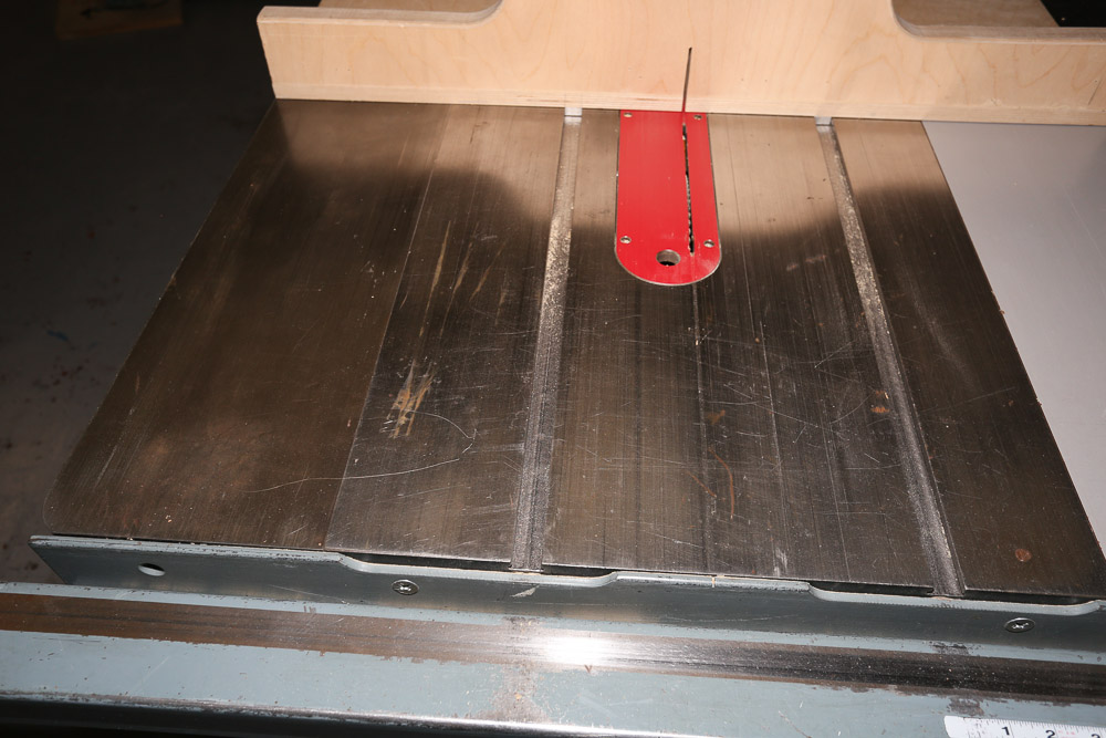 Delta Unisaw 10" Tilting Arbor Table Saw with Saw Blades and Accessories