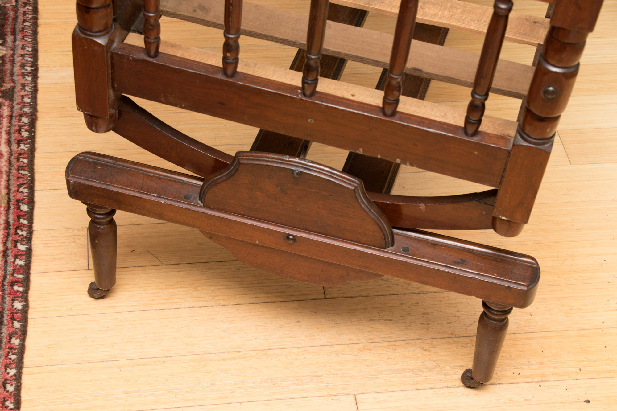 Antique Victorian Betts Street Furniture Co. Baby Platform Crib