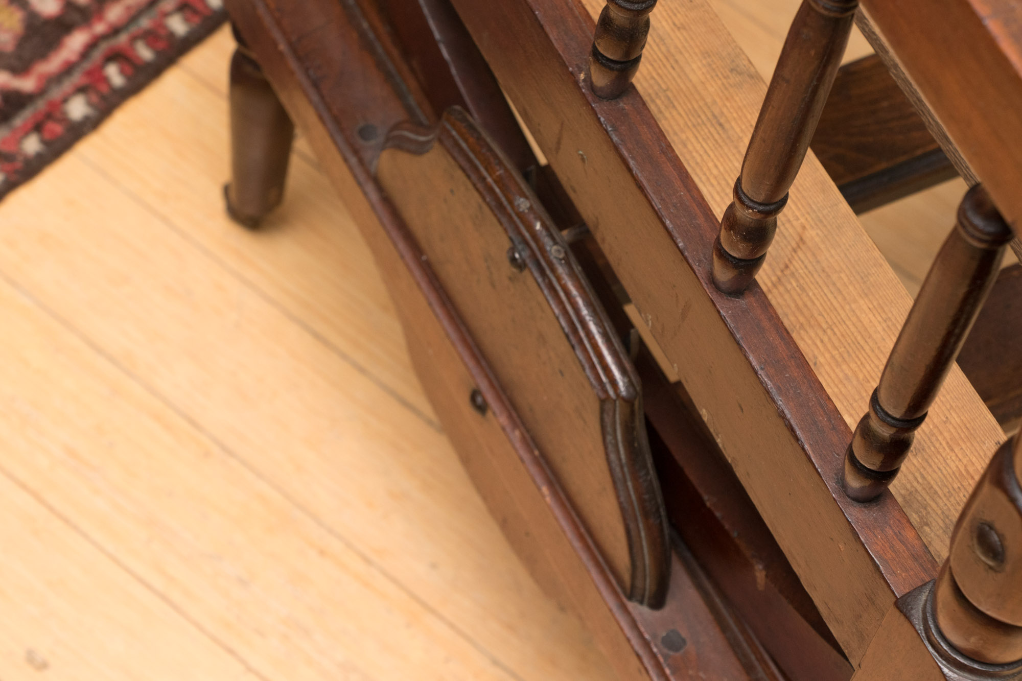 Antique Victorian Betts Street Furniture Co. Baby Platform Crib