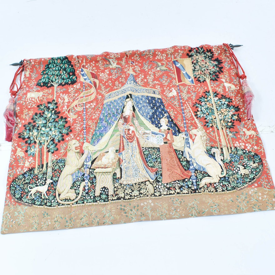 Machine Made Medieval Style Tapestry Lion and Unicorn