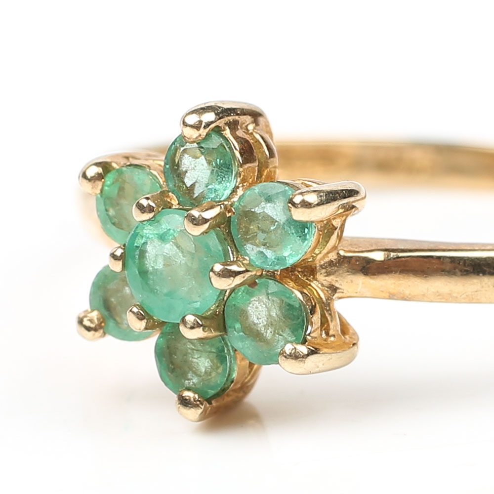 10K Yellow Gold Emerald Flower Ring